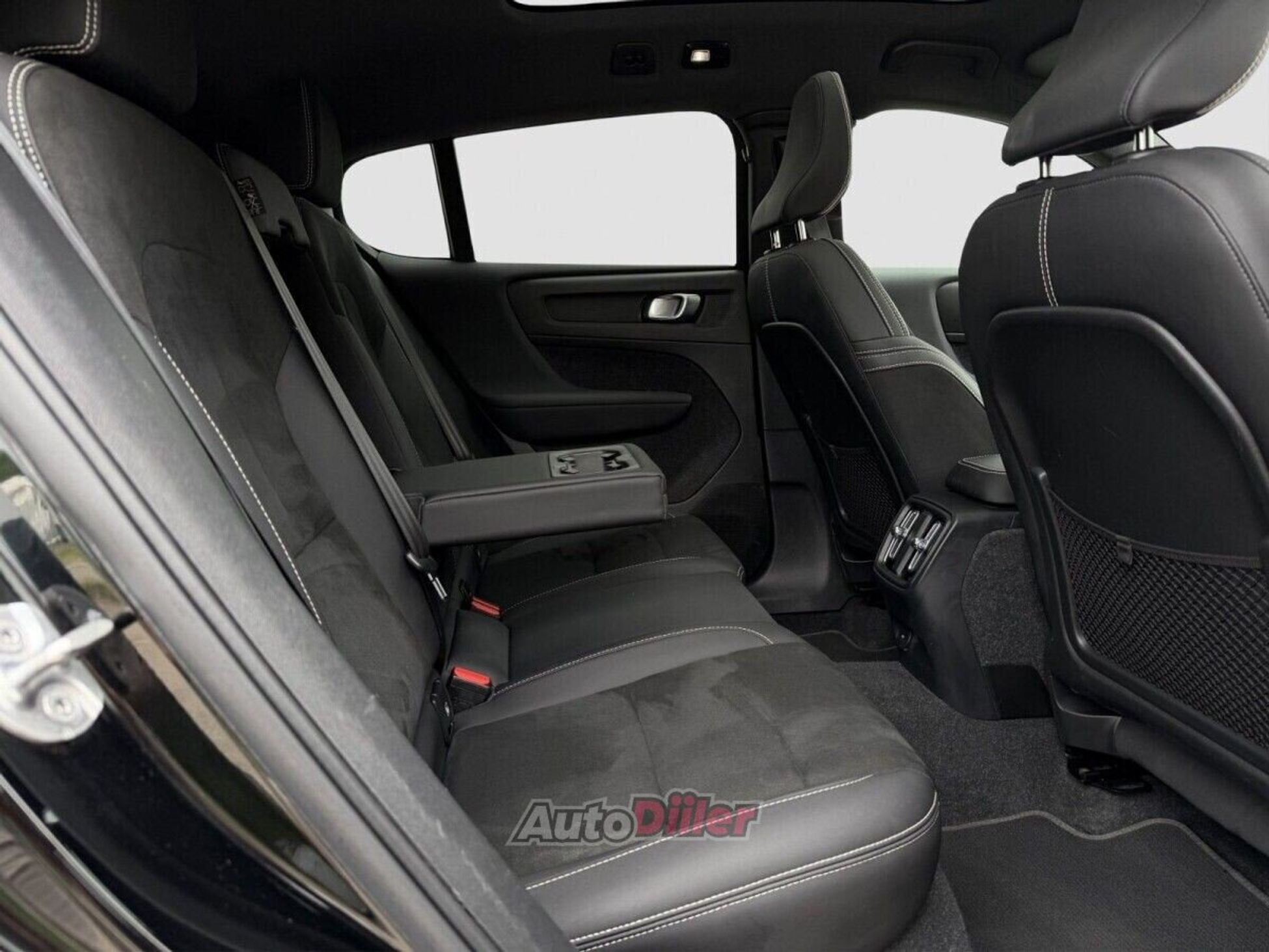 Volvo XC40 160kW 2022, kuva 7/10