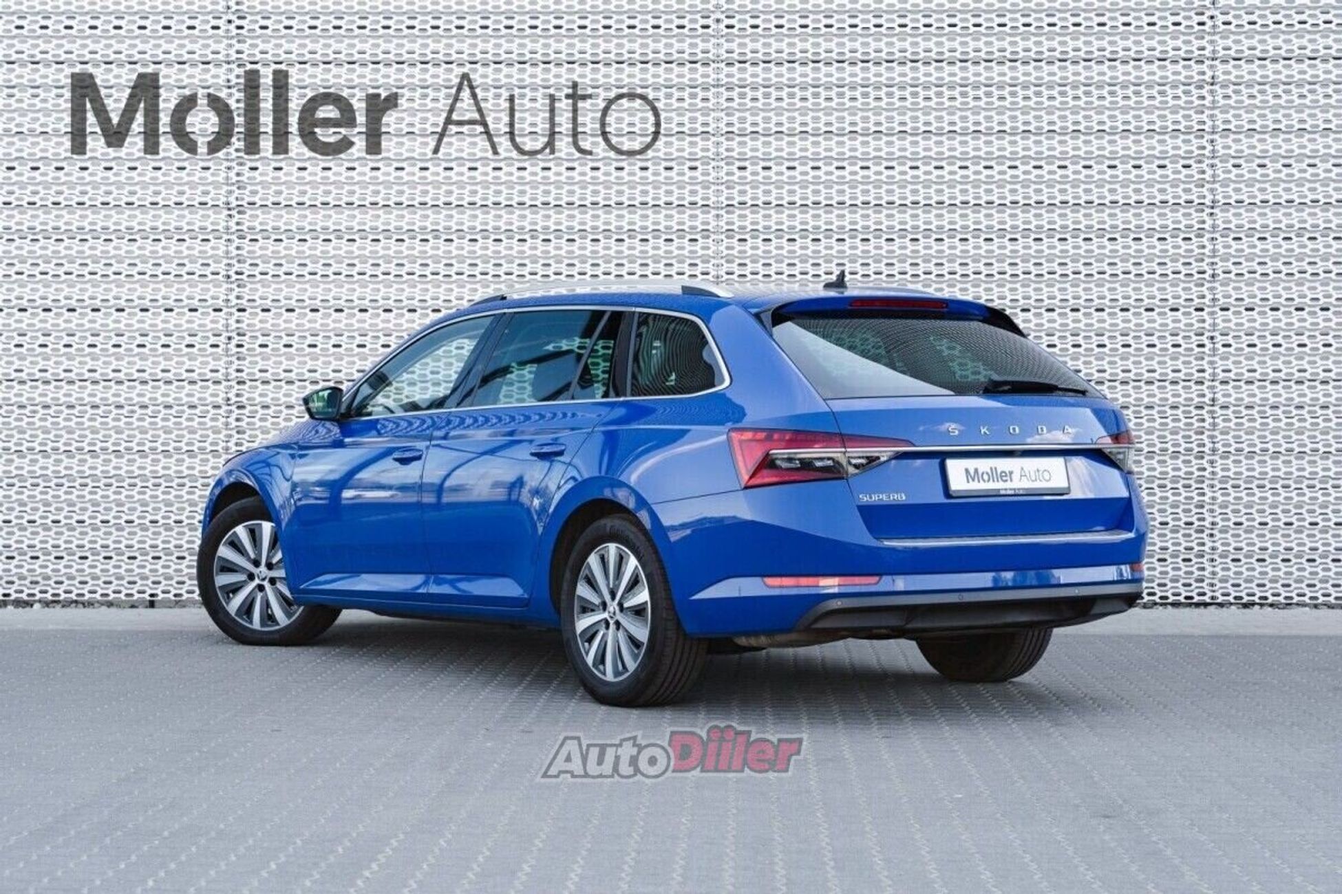Skoda Superb 2.0 147kW 2021, photo 3/10