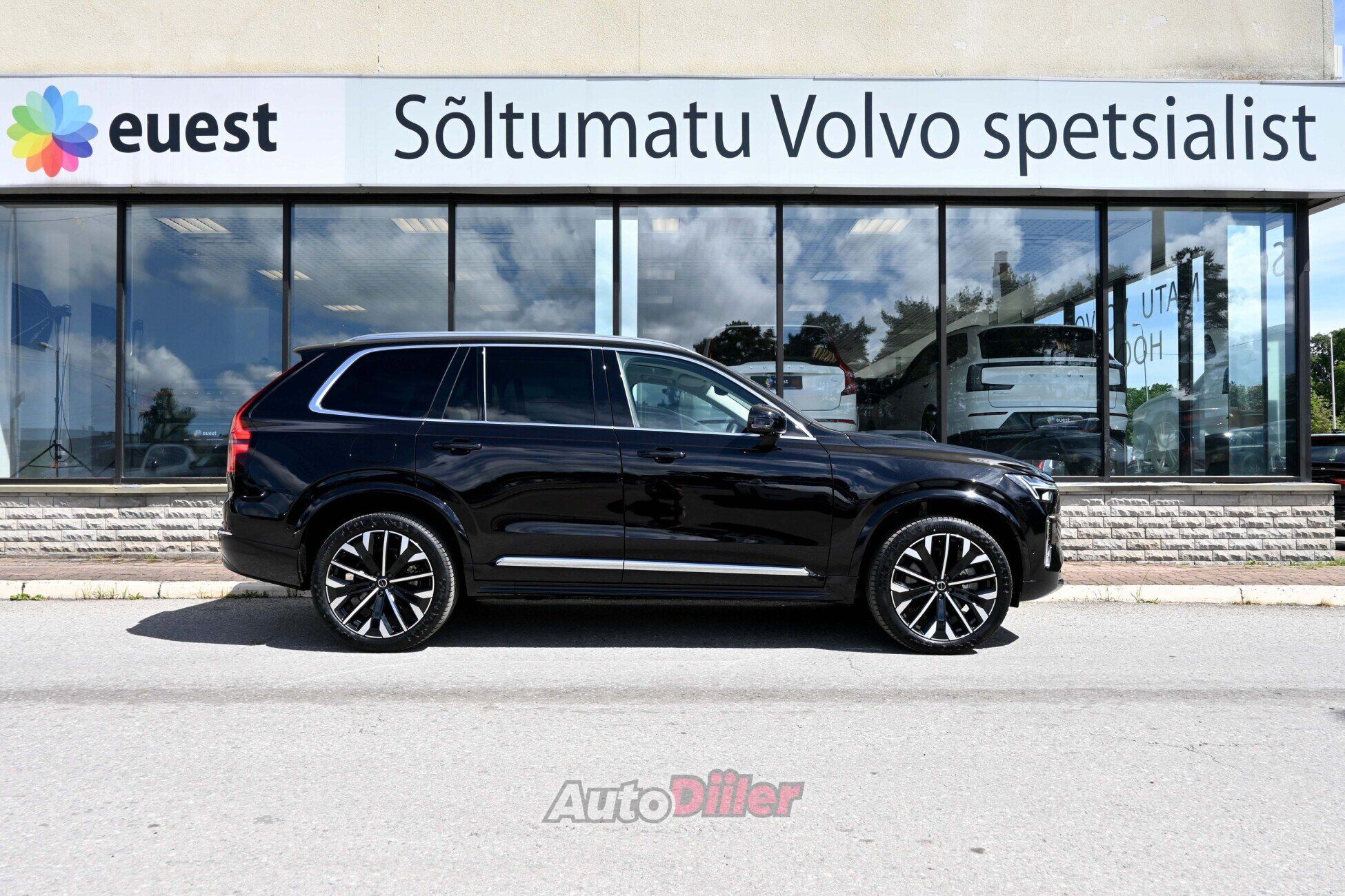 Volvo XC90 2025, photo 7/10