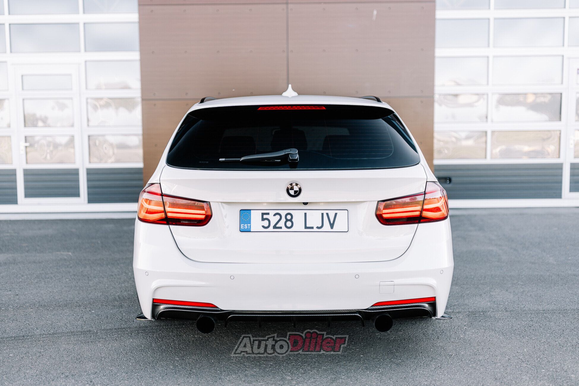 BMW 320 2.0 135kW 2014, kuva 4/10