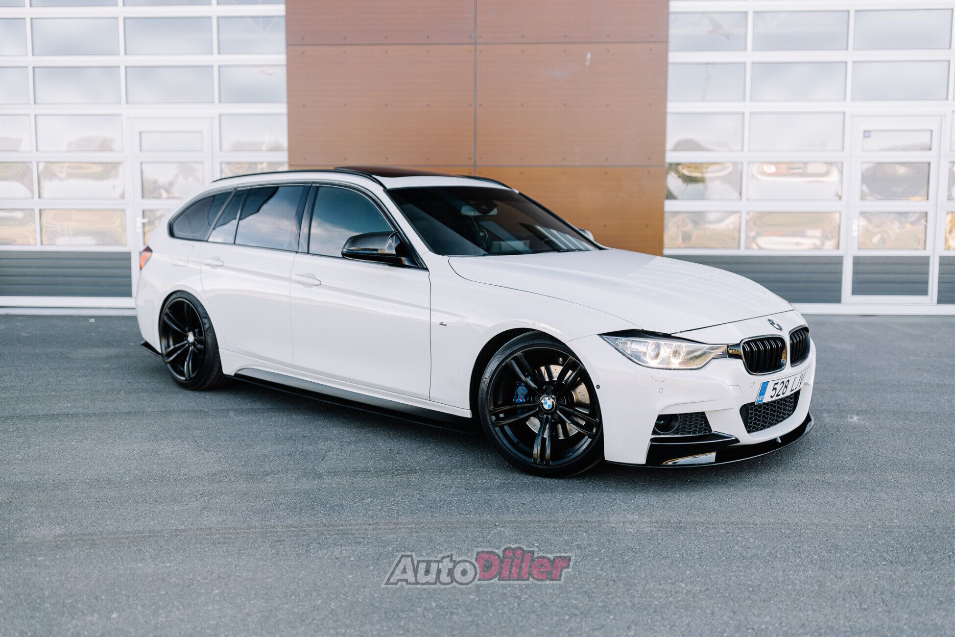 BMW 320 2.0 135kW 2014, kuva 3/10