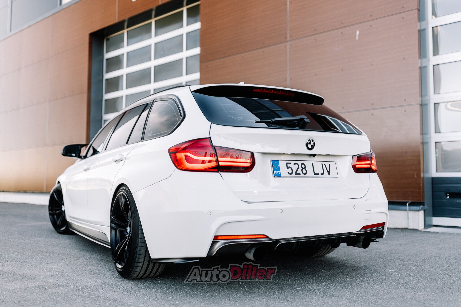 BMW 320 2.0 135kW 2014, kuva 7/10