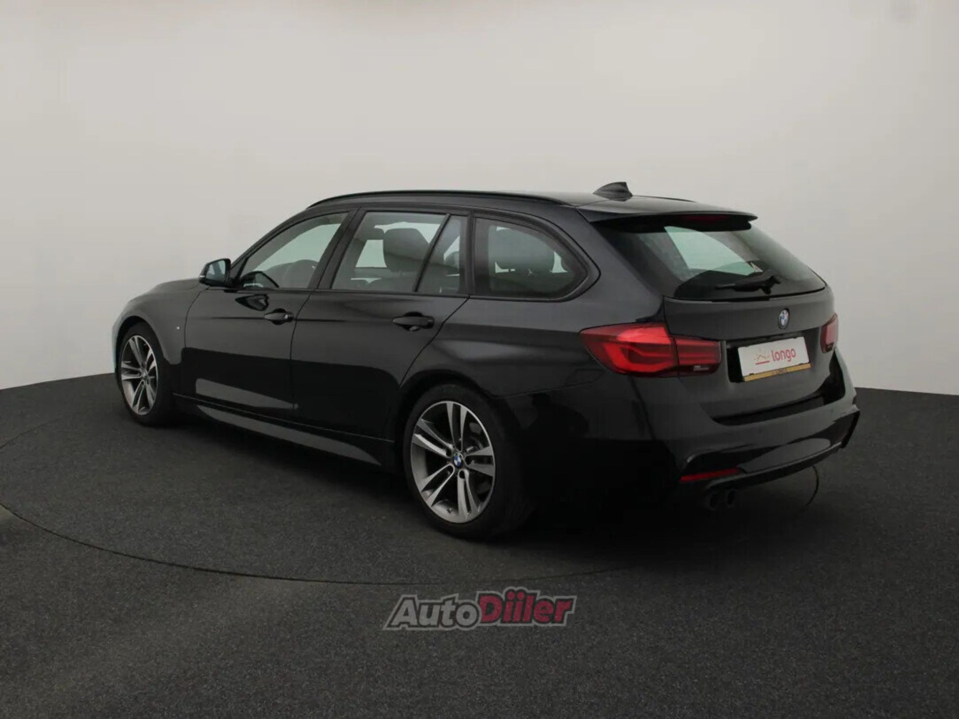 BMW 320 2019, photo 7/10