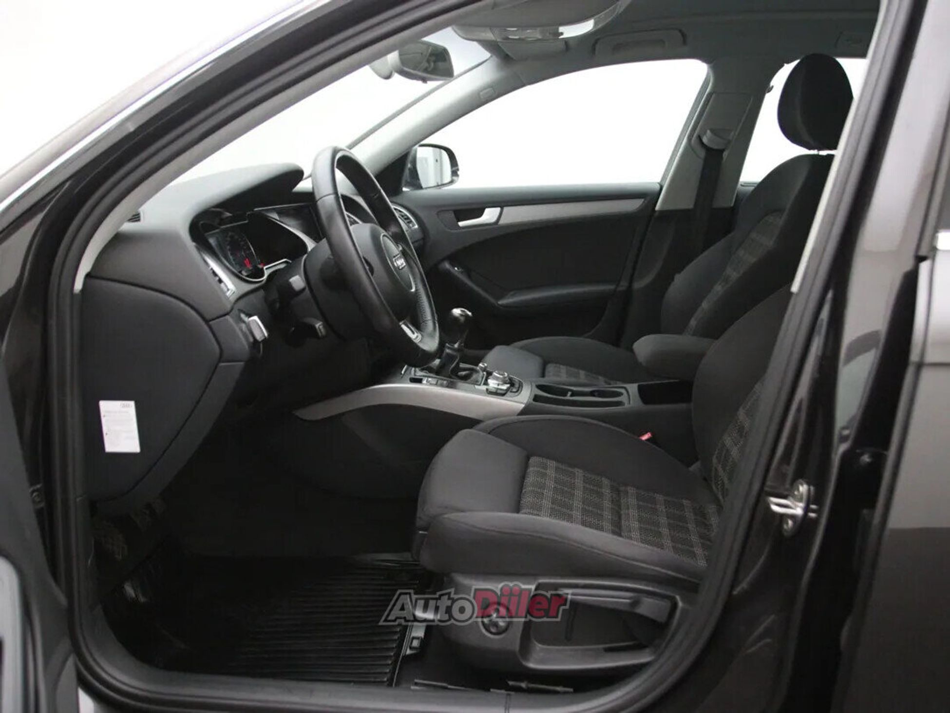 Audi A4 Business Edition 2.0 100kW 2014, kuva 4/10