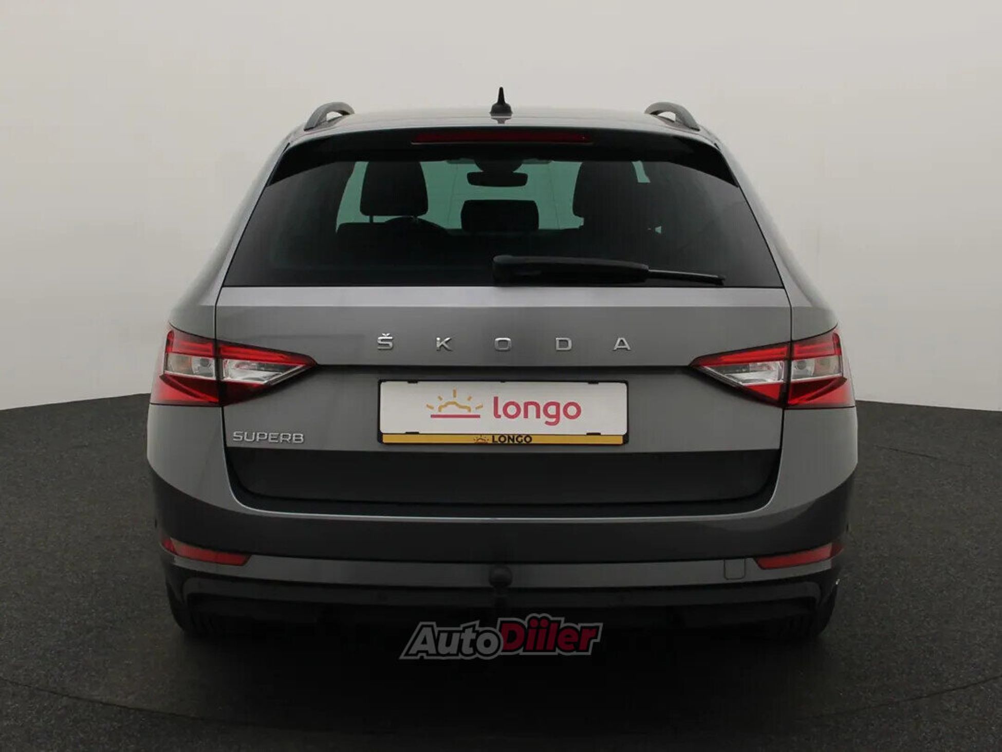 Skoda Superb Ambition 2.0 110kW 2022, kuva 5/10