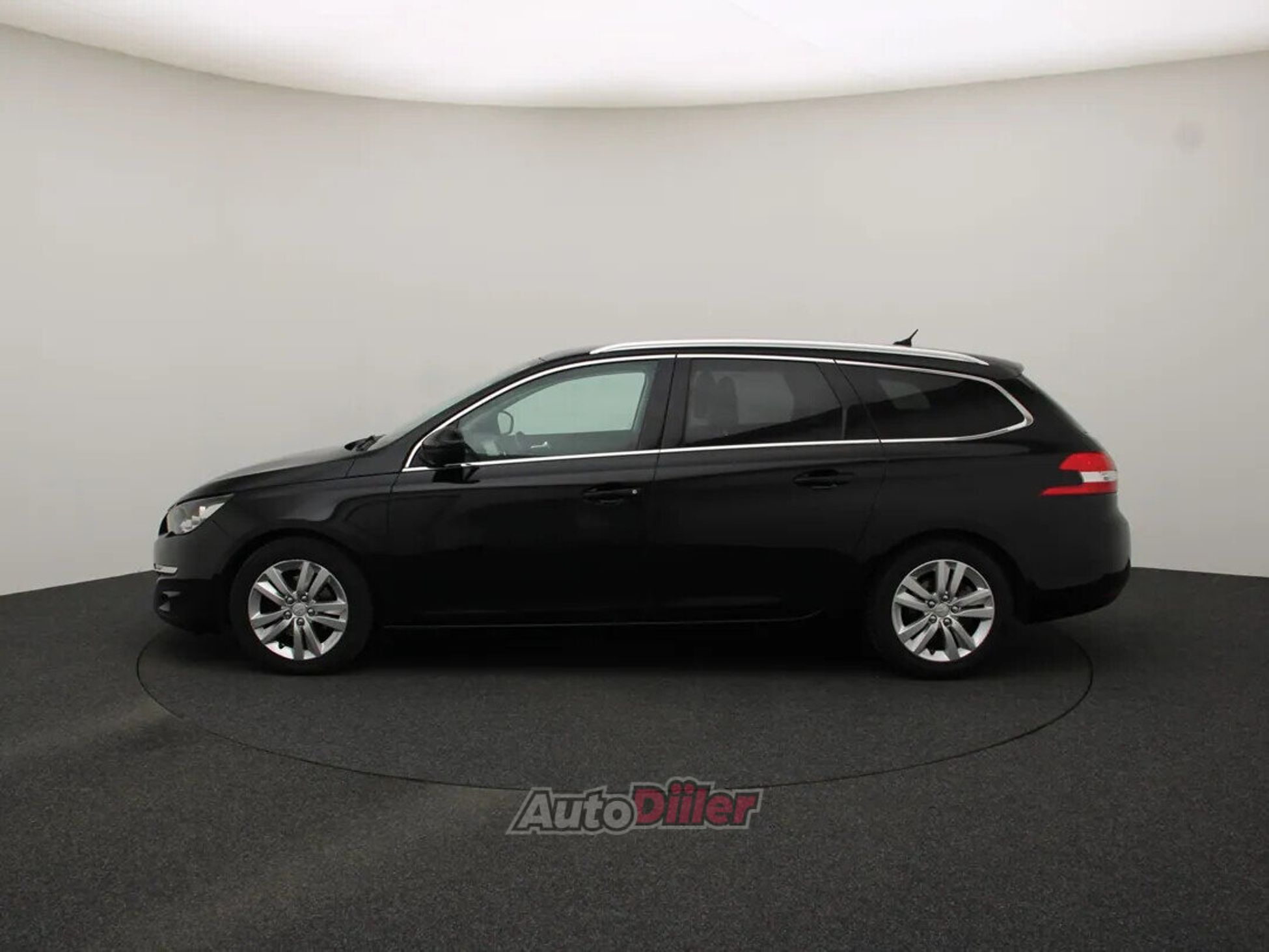Peugeot 308 Executive 1.6 88kW 2014, photo 6/10