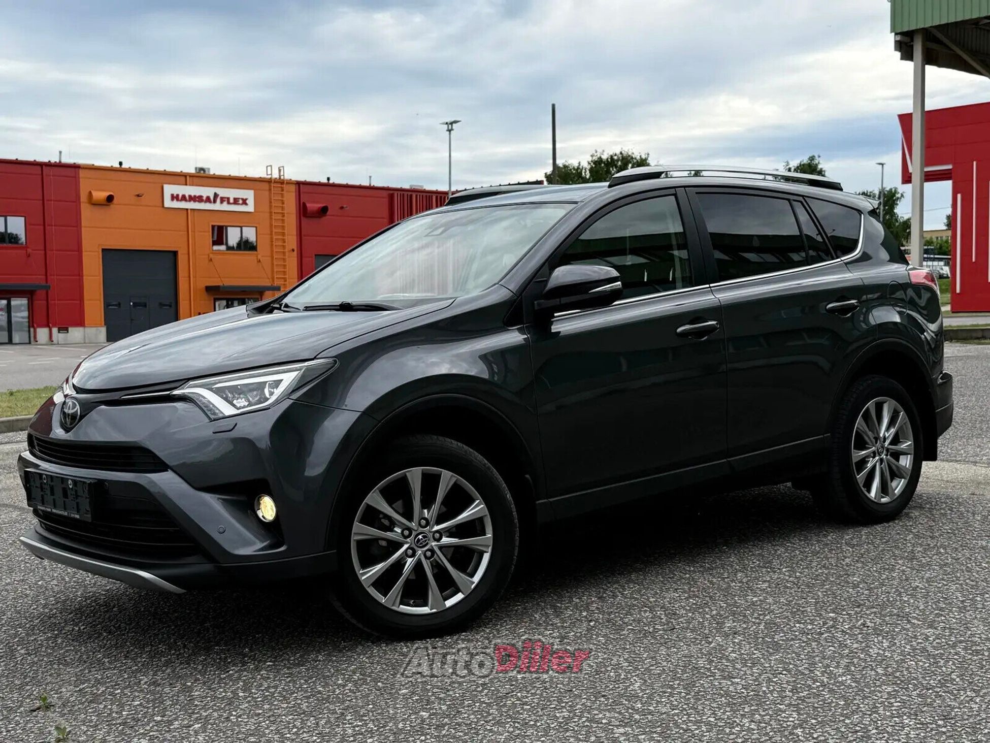 Toyota RAV4 2018, kuva 3/10
