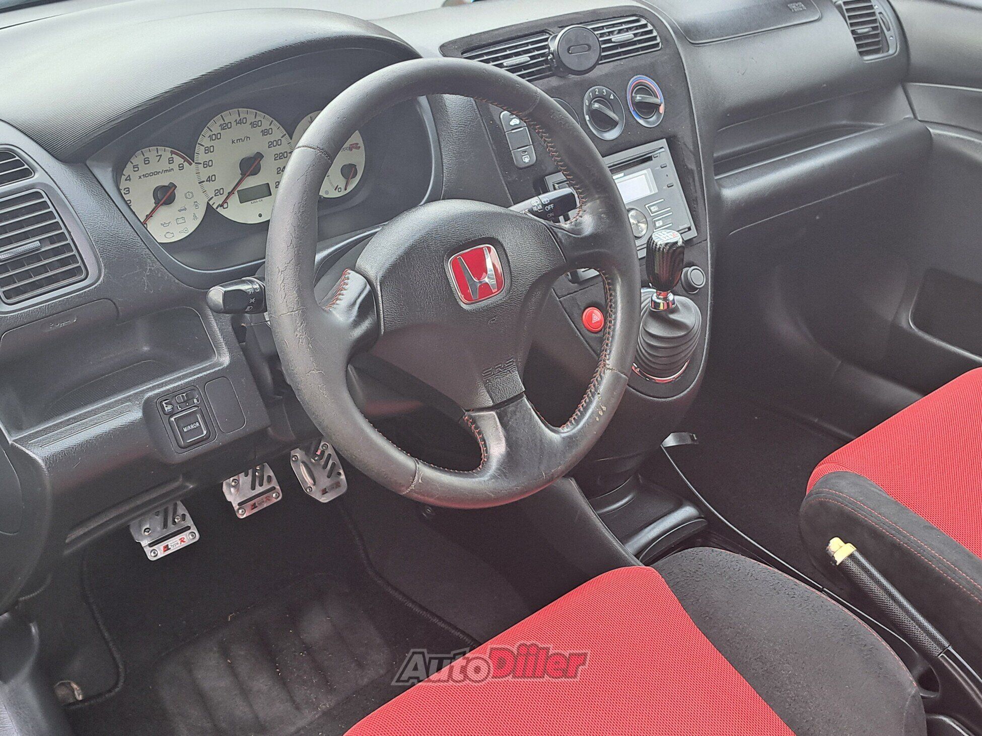 Honda Civic Type-R EP3 2.0 147kW 2003, photo 4/8