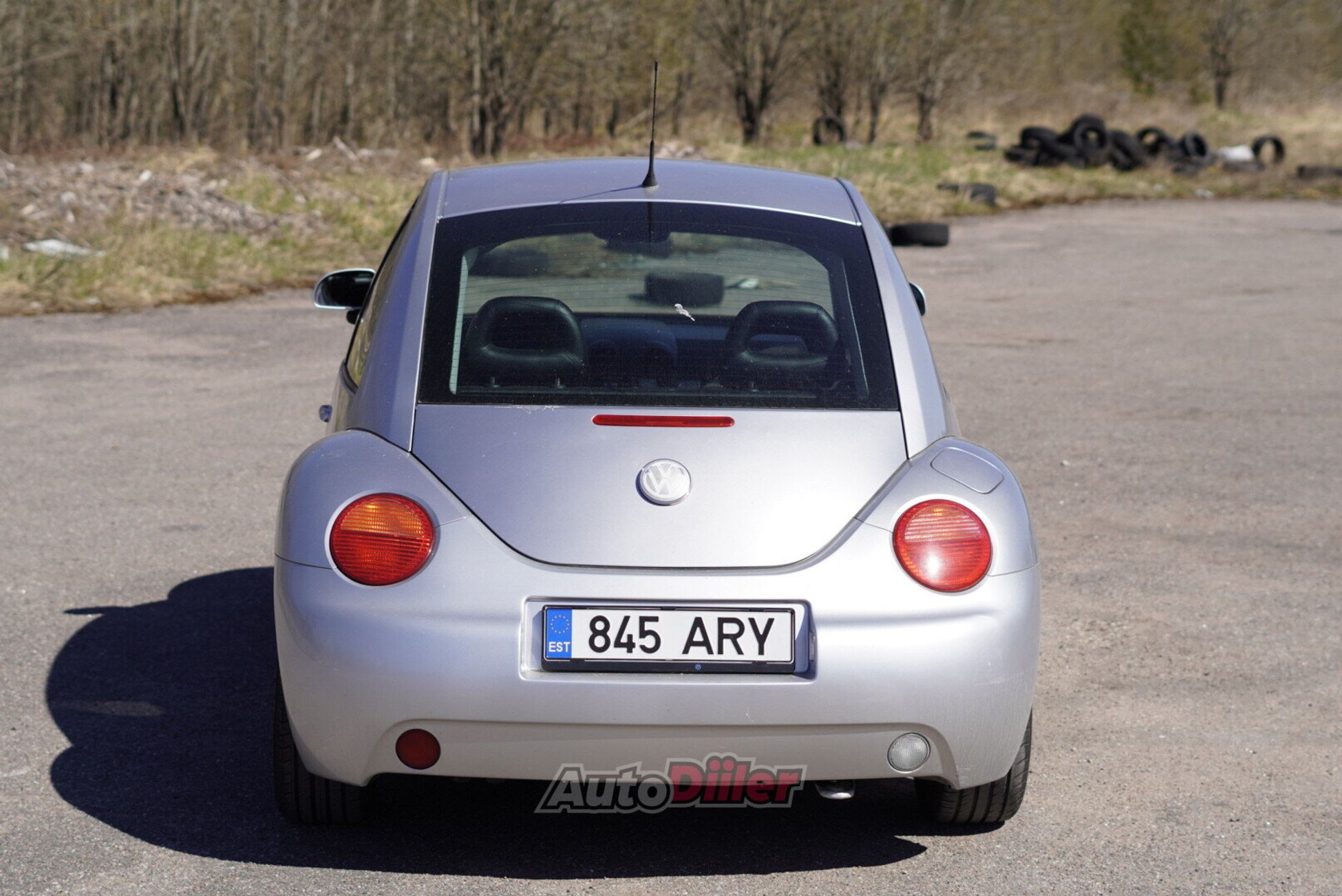 Volkswagen New Beetle 2.0 85kW 1999, photo 4/8