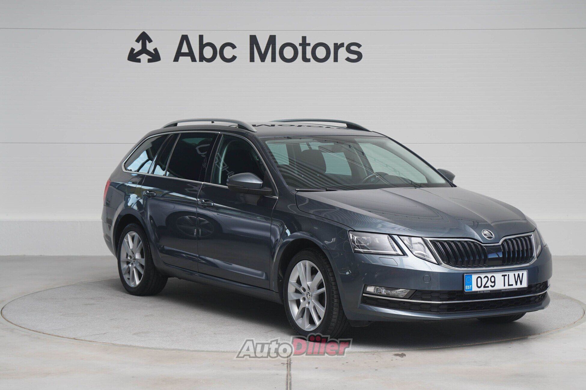 Skoda Octavia 2020, kuva 3/10