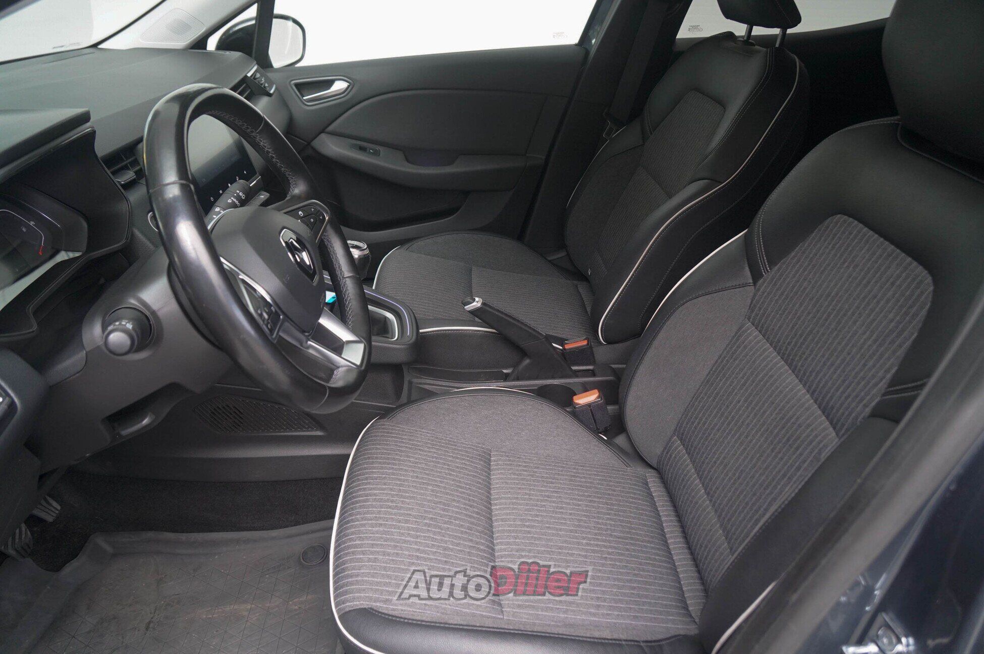 Renault Clio 2022, photo 7/10