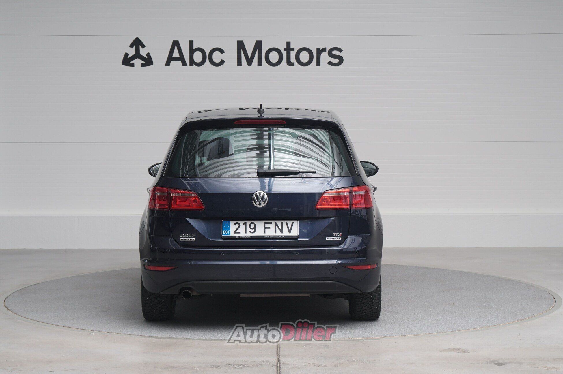 Volkswagen Golf Sportsvan 2016, photo 5/10