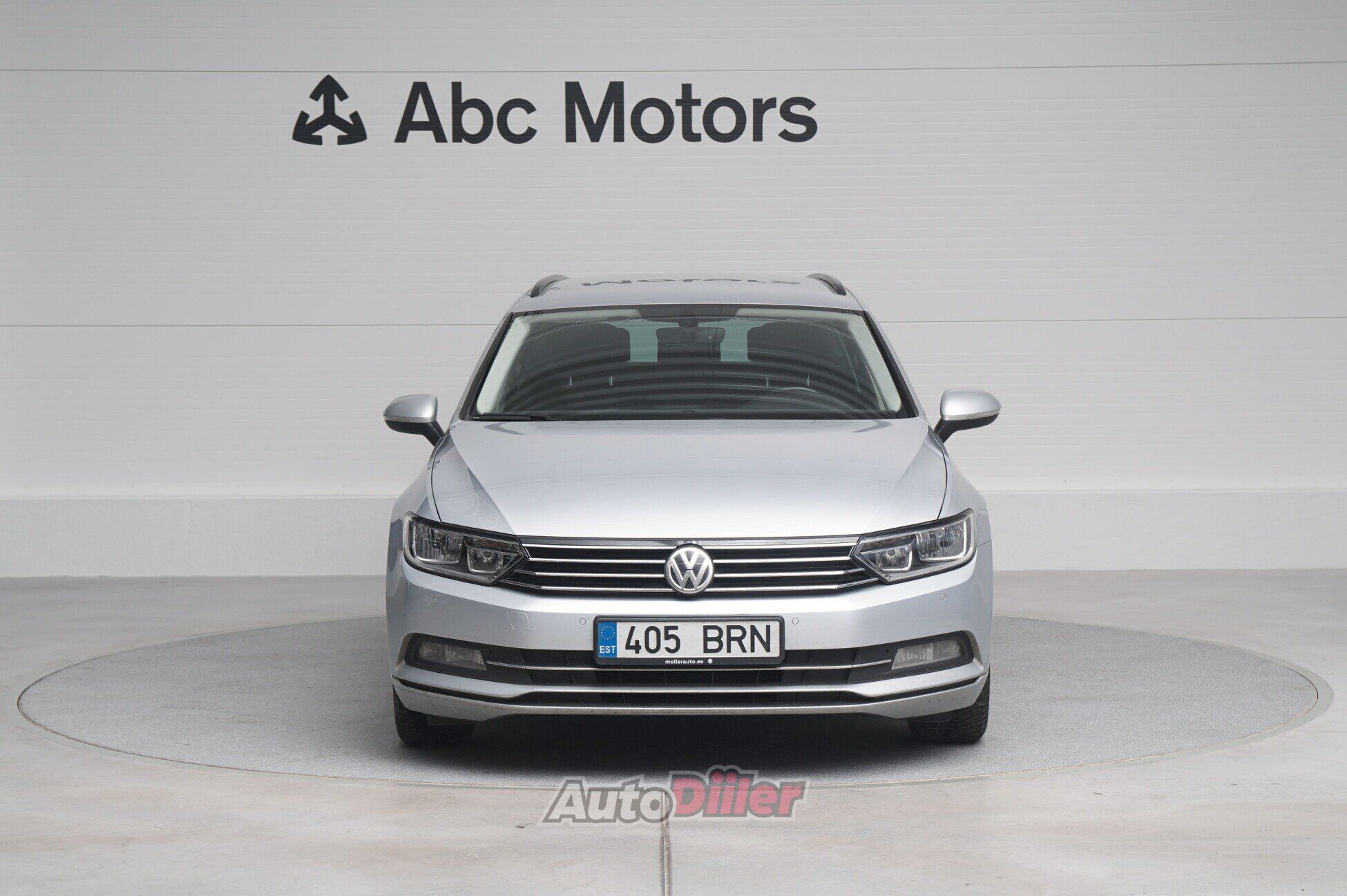 Volkswagen Passat Variant 2016, photo 2/10