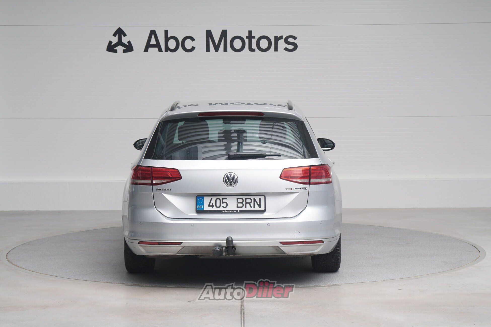 Volkswagen Passat Variant 2016, photo 5/10