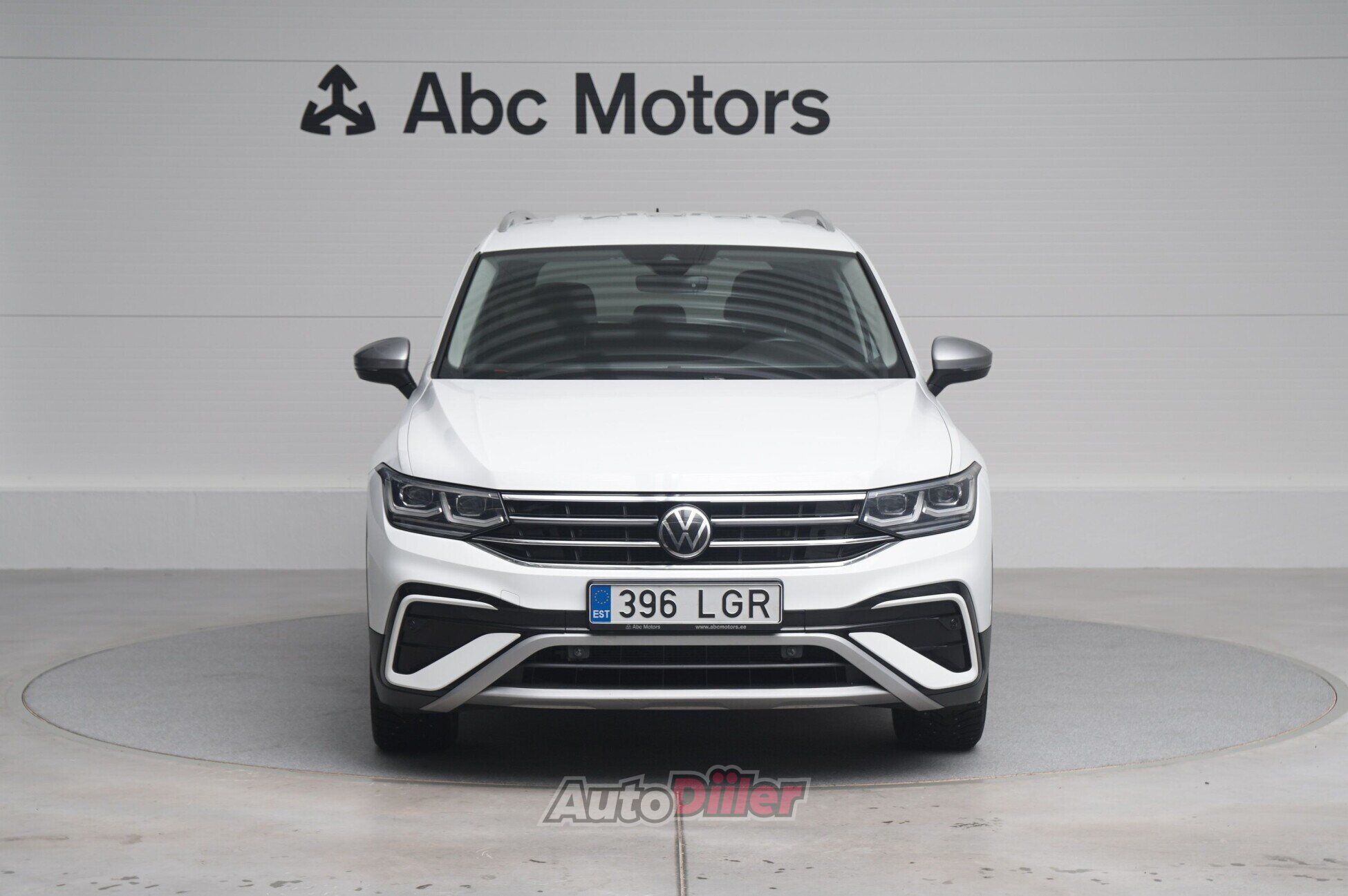 Volkswagen Tiguan 2022, kuva 2/10