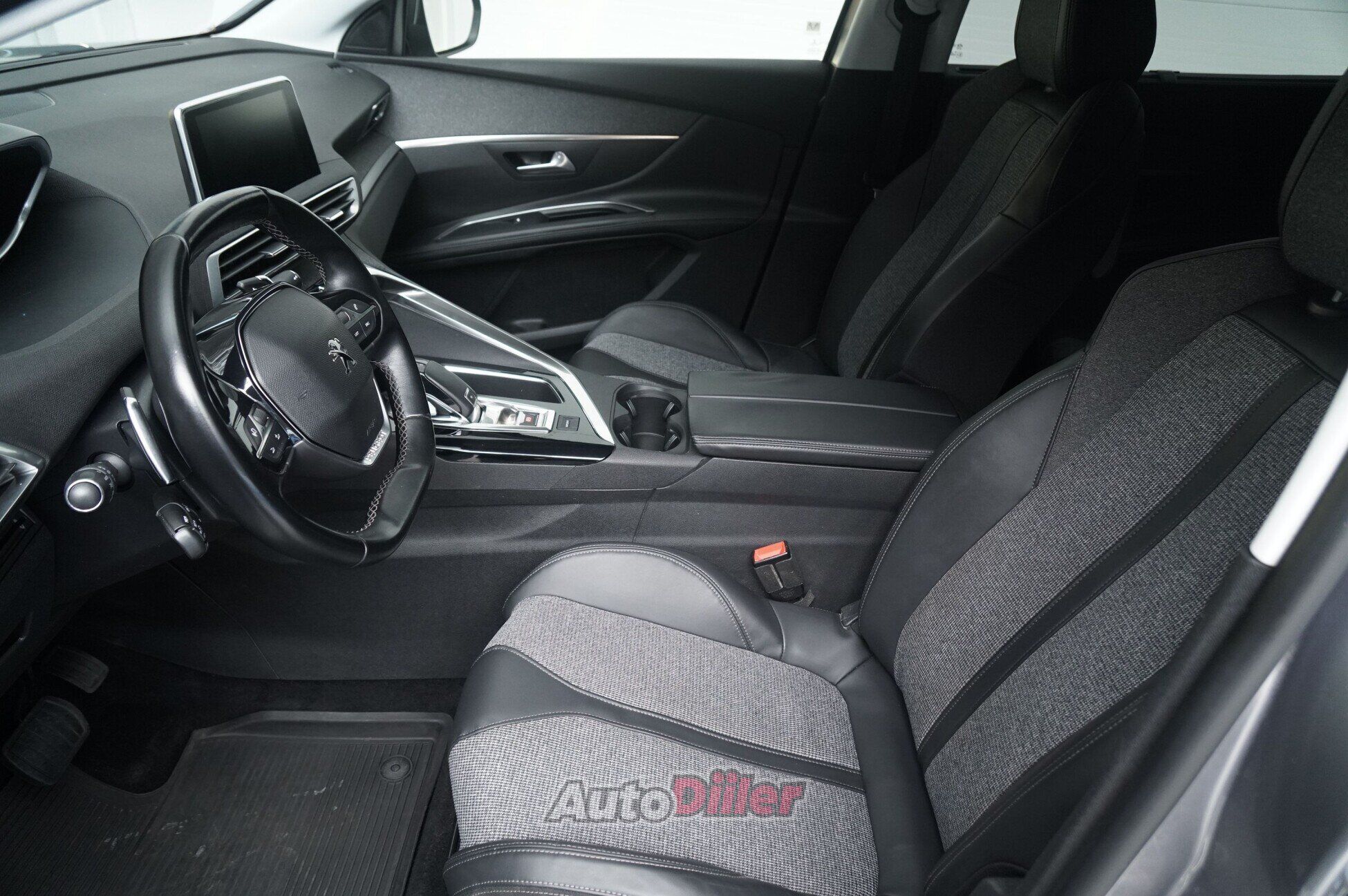 Peugeot 5008 Allure 1.6 88kW 2017, photo 7/10