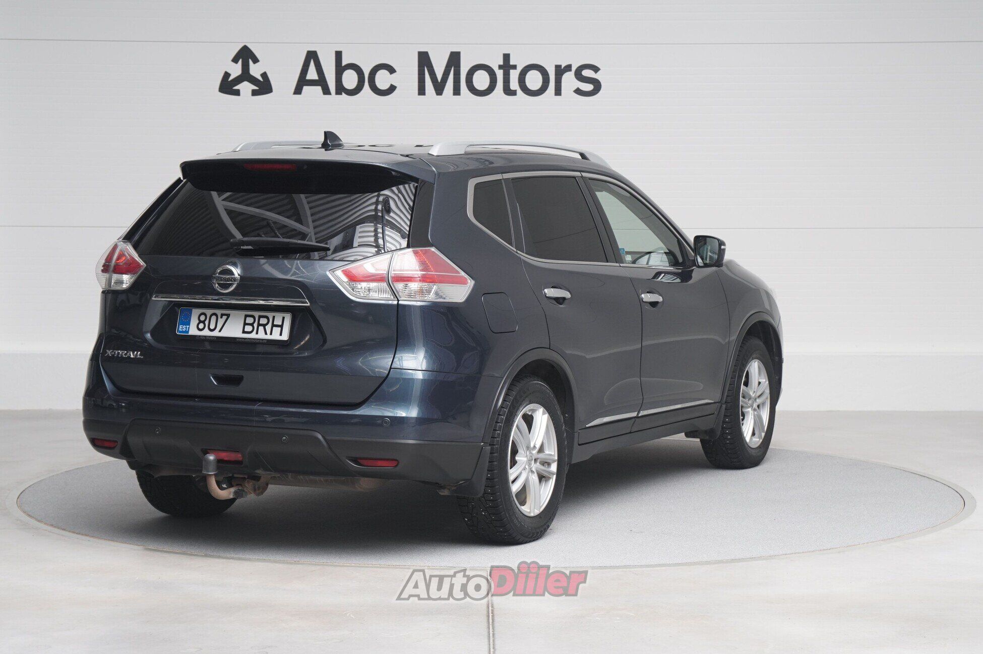 Nissan X-Trail Tekna dCi 1.6 96kW 2016, photo 4/10