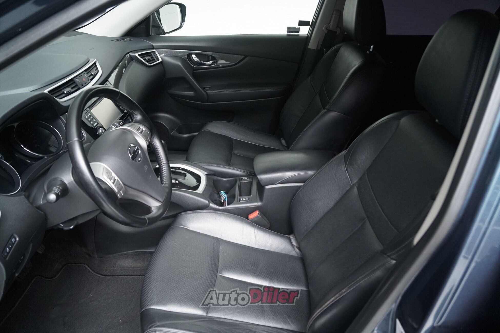 Nissan X-Trail Tekna dCi 1.6 96kW 2016, photo 6/10