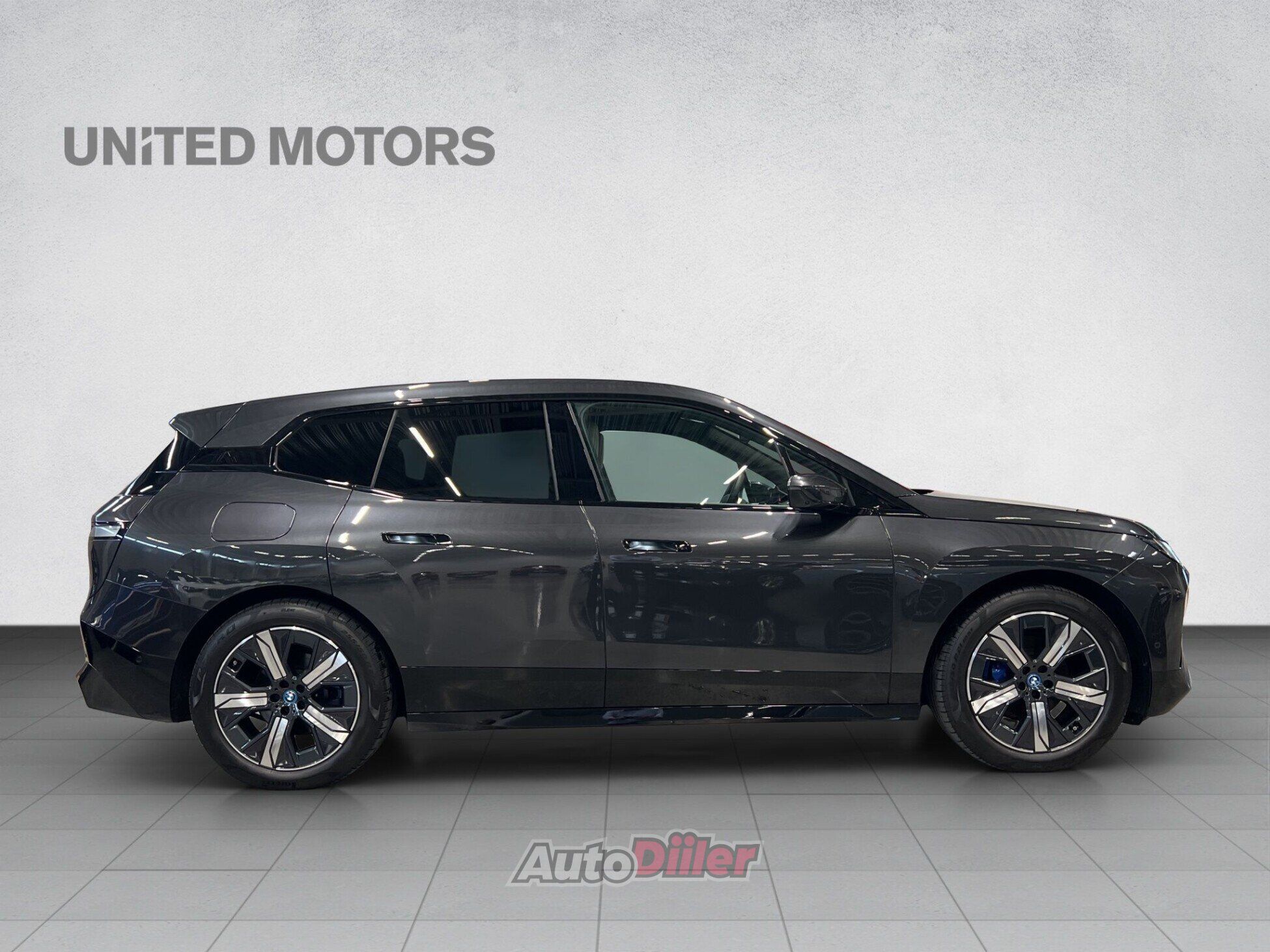 BMW iX Sportpakett 240 kW 102kW 2024, photo 5/10