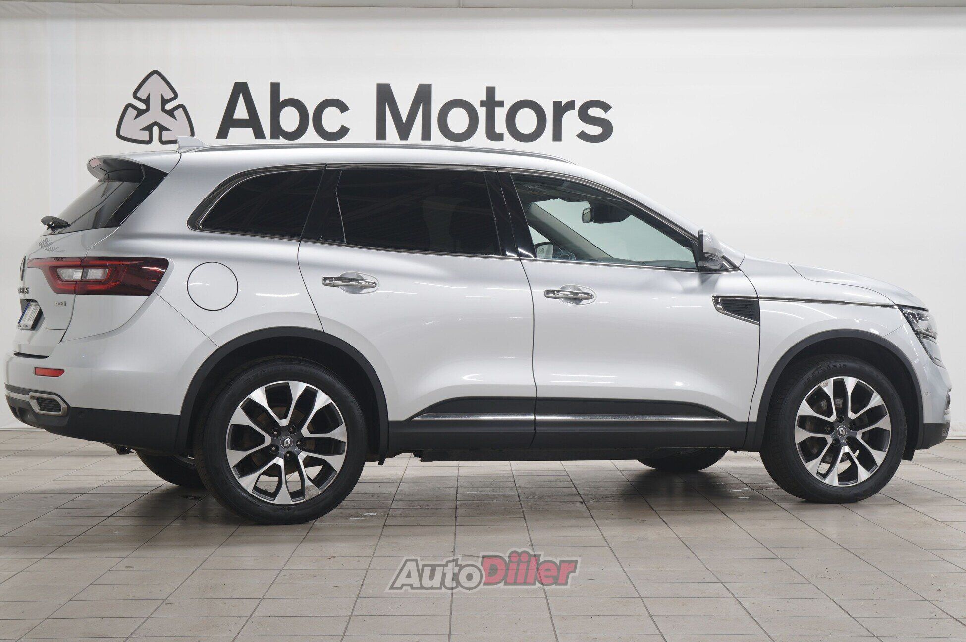 Renault Koleos 2018, photo 2/10