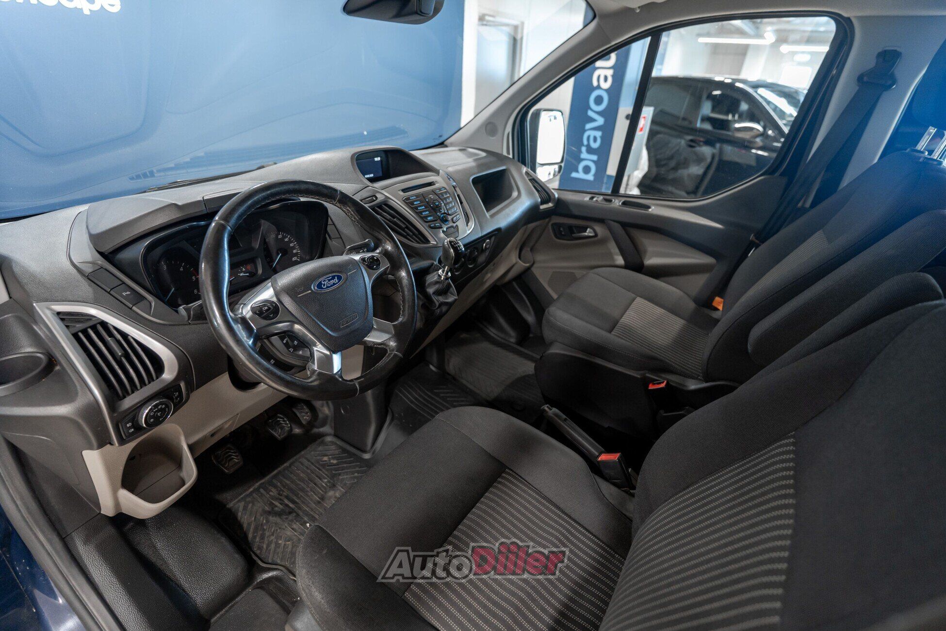 Ford Transit Custom 2017, kuva 5/10