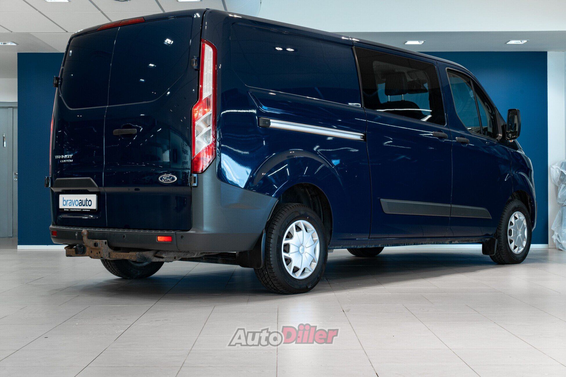Ford Transit Custom 2017, kuva 2/10