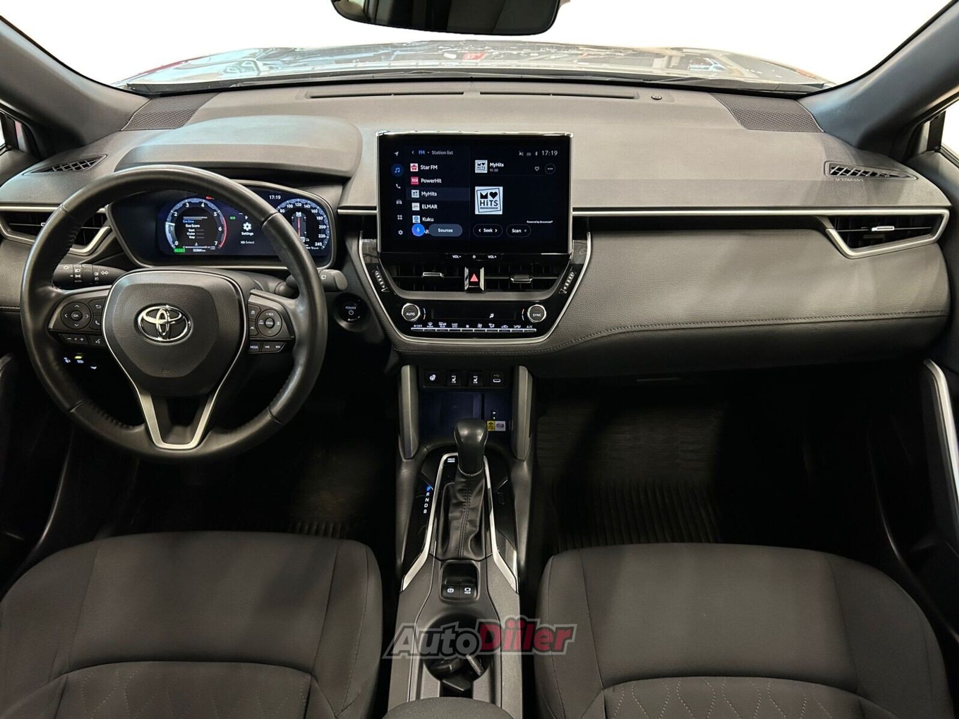 Toyota Corolla Cross 2024, photo 7/10