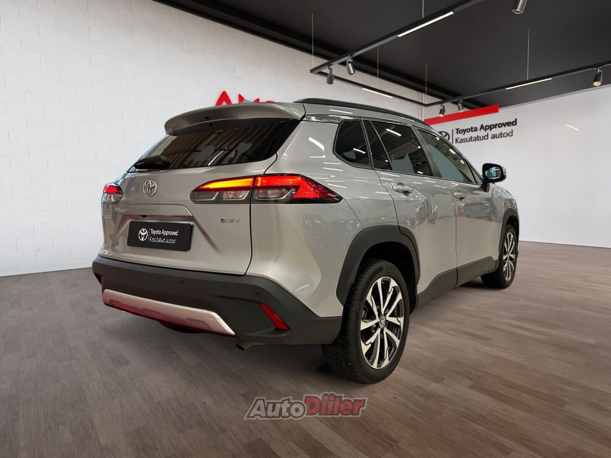 Toyota Corolla Cross 2024, photo 2/10