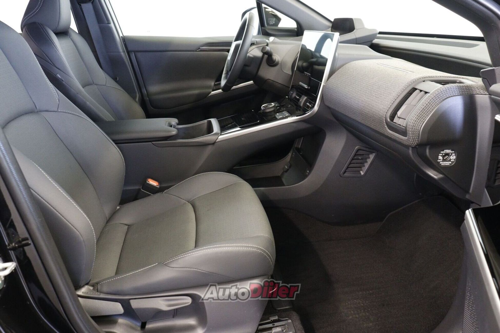 Toyota bZ4X Premium 73kW 2025, photo 6/10