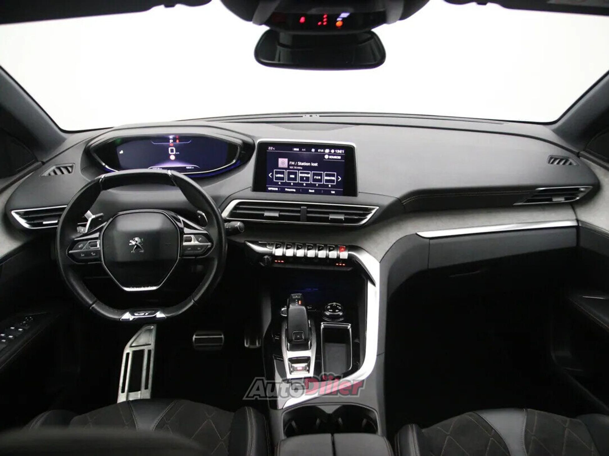 Peugeot 3008 GT GT 2.0 130kW 2018, photo 2/10