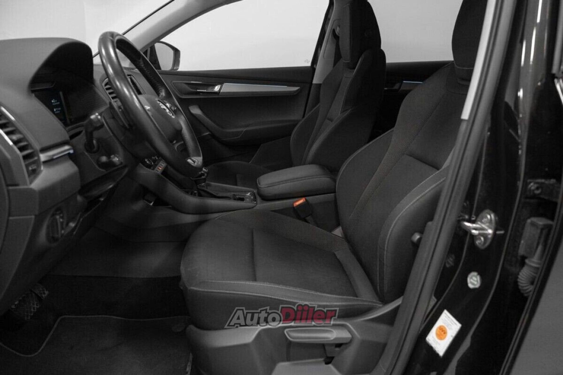 Skoda Karoq 2.0 85kW 2022, kuva 7/10
