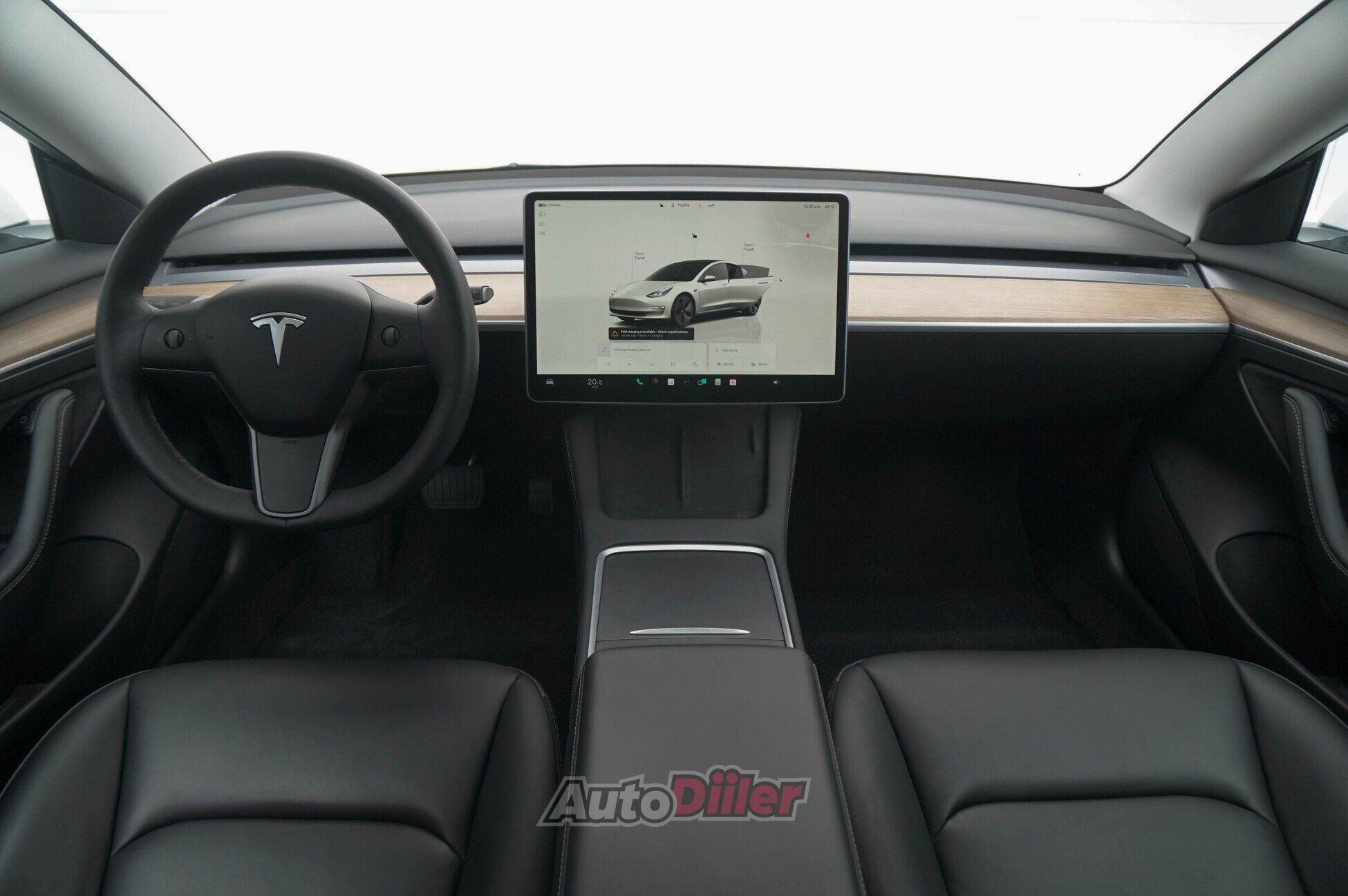 Tesla Model 3 2022, kuva 7/10