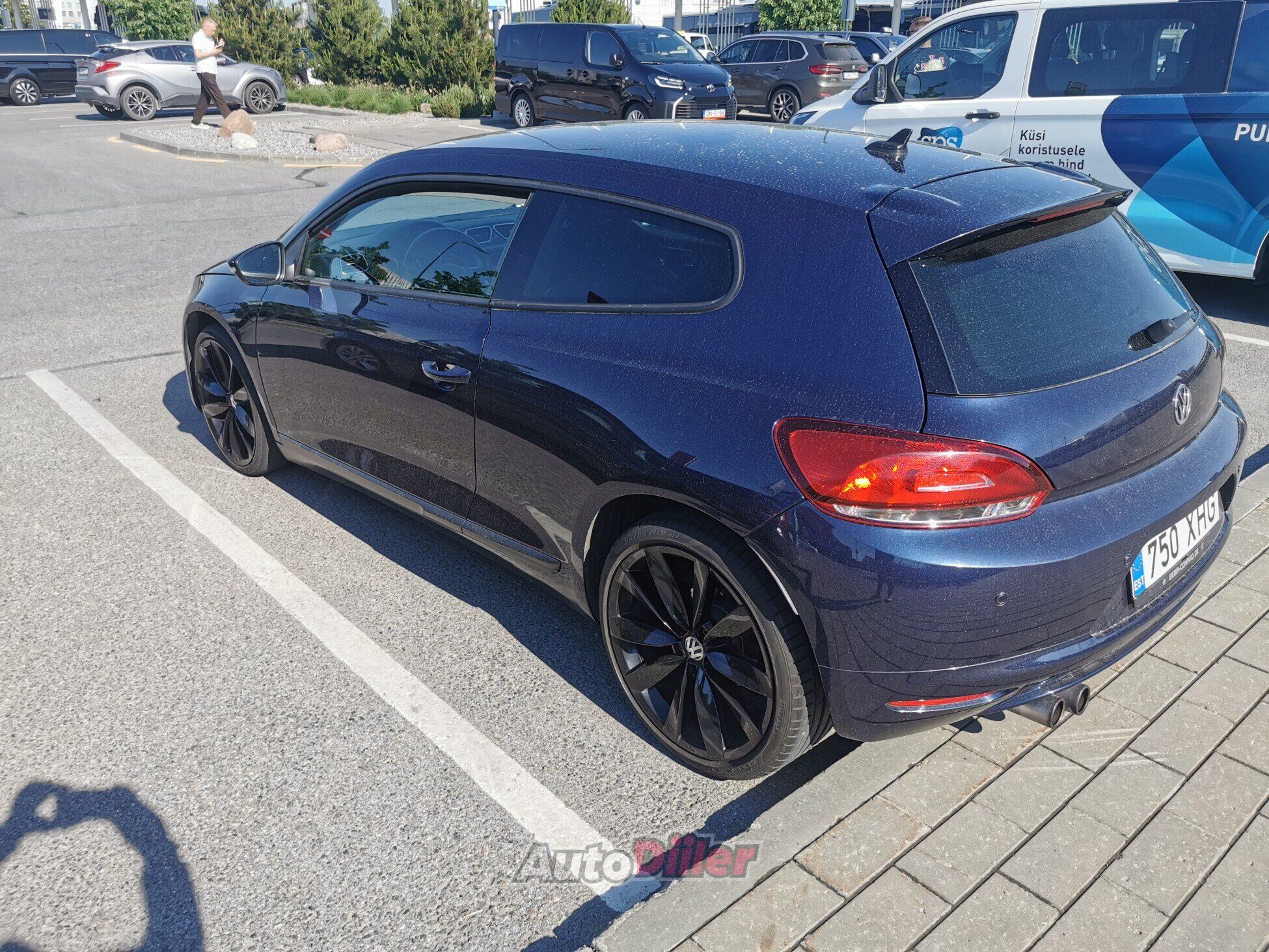 Volkswagen Scirocco 2.0 155kW 2013, photo 2/4