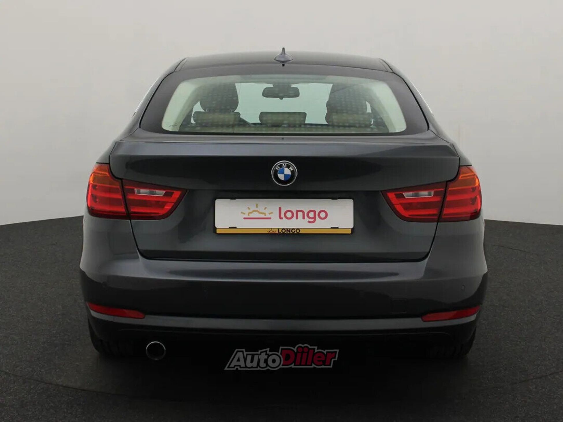 BMW 320 High Executive 2.0 135kW 2014, photo 5/10