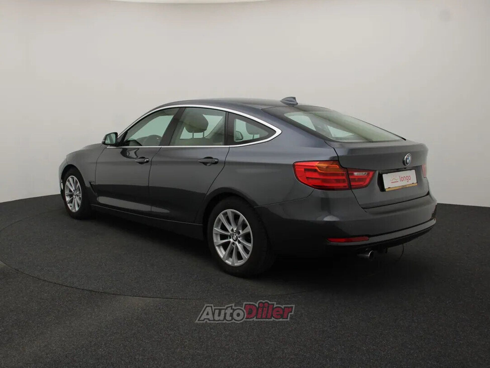 BMW 320 High Executive 2.0 135kW 2014, photo 7/10