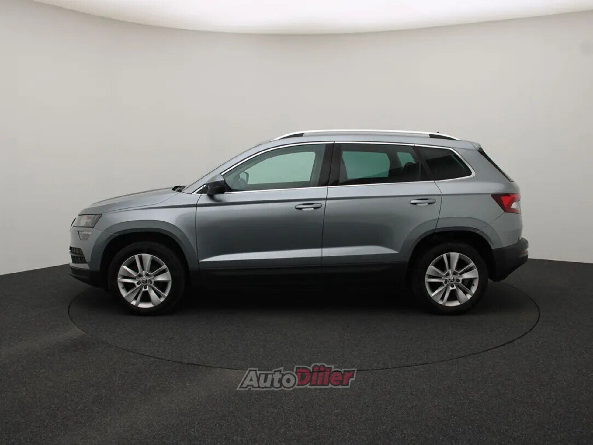 Skoda Karoq Clever Edition 1.6 85kW 2018, kuva 6/10