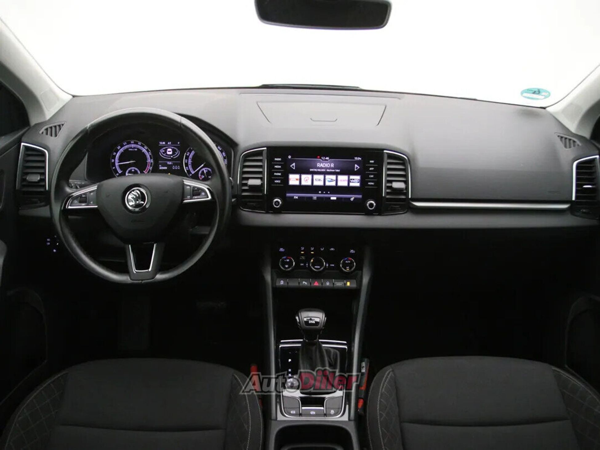 Skoda Karoq Clever Edition 1.6 85kW 2018, kuva 2/10