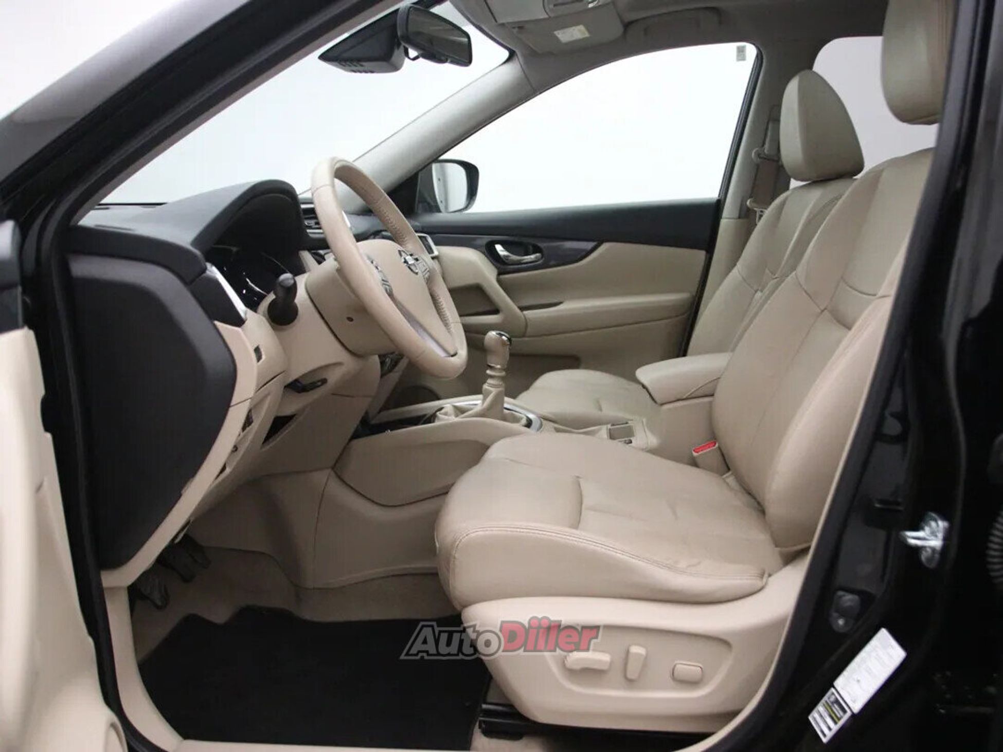 Nissan X-Trail Tekna 1.6 120kW 2017, photo 4/10