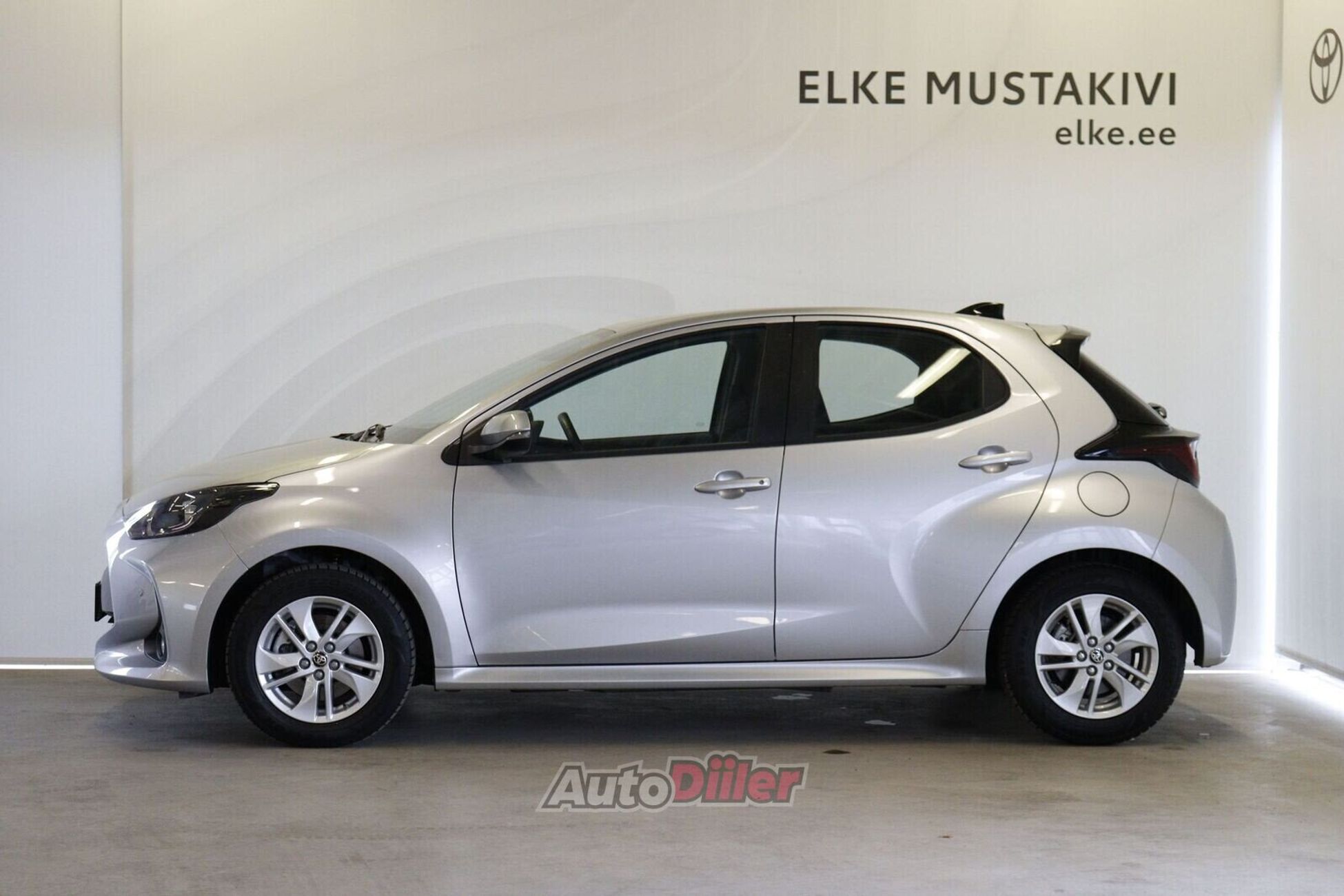 Toyota Yaris Active 1.5 68kW 2025, photo 3/10
