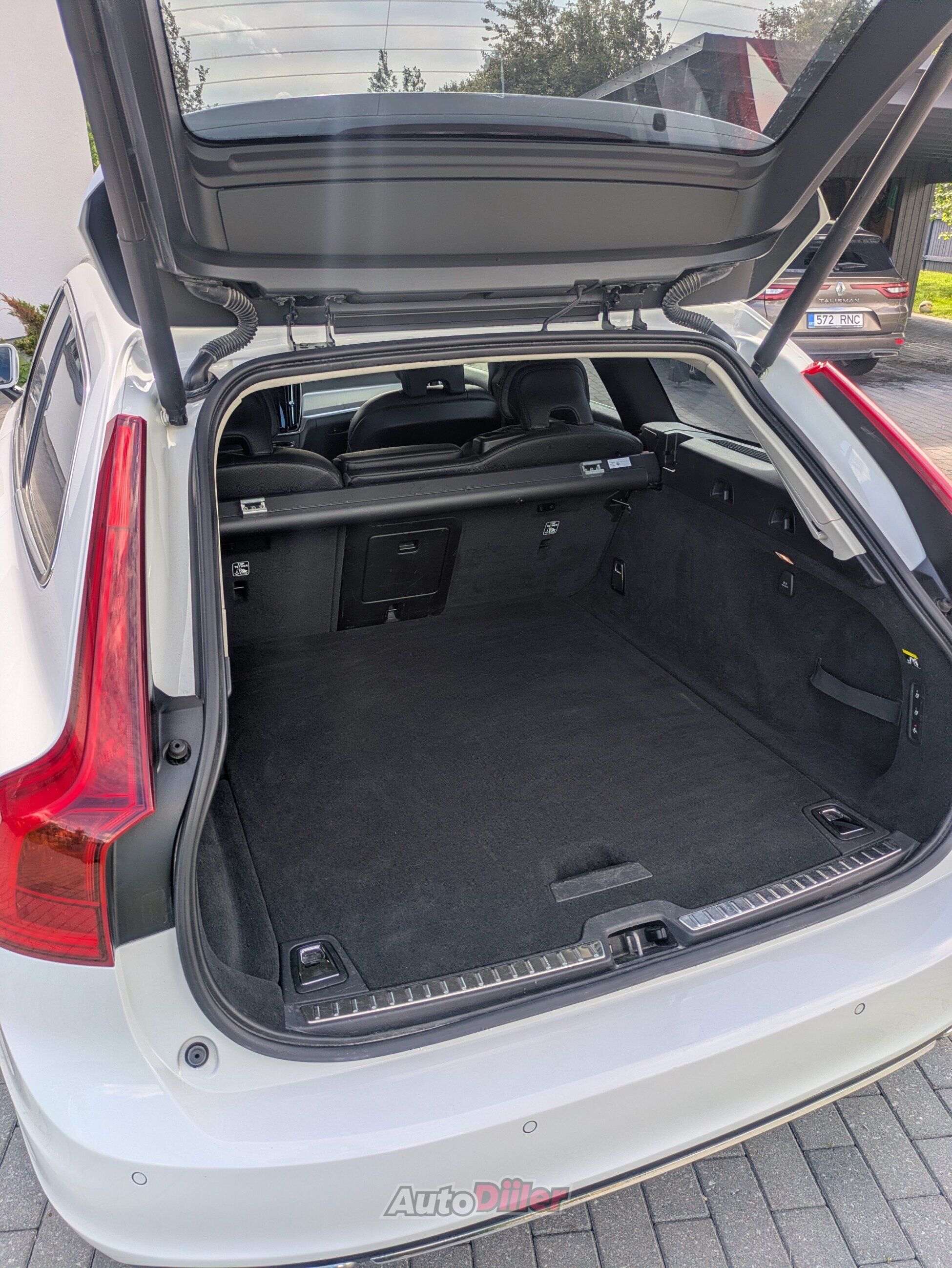 Volvo V90 2.0 140kW 2019, photo 7/10