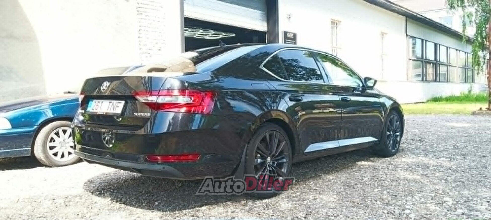Skoda Superb 1.8 132kW 2018, kuva 2/10