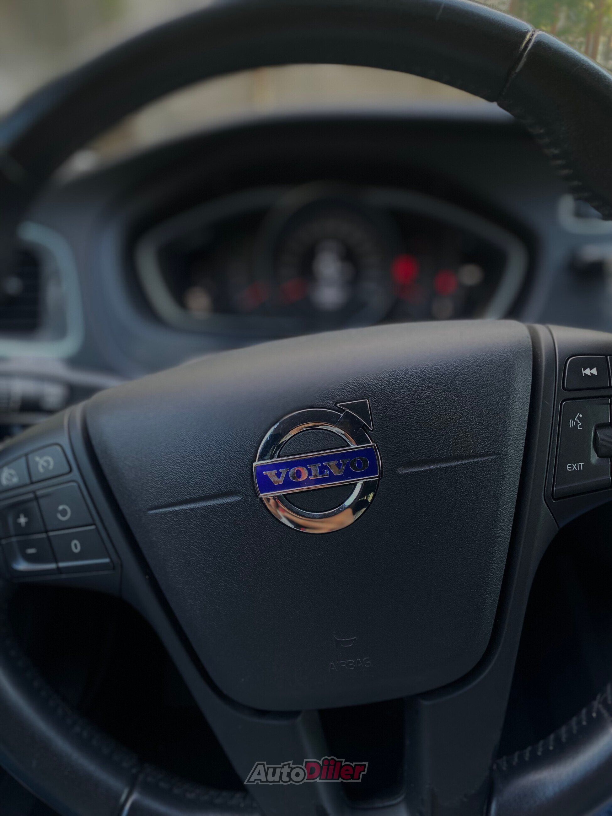 Volvo V40 2.0 88kW 2016, kuva 6/10