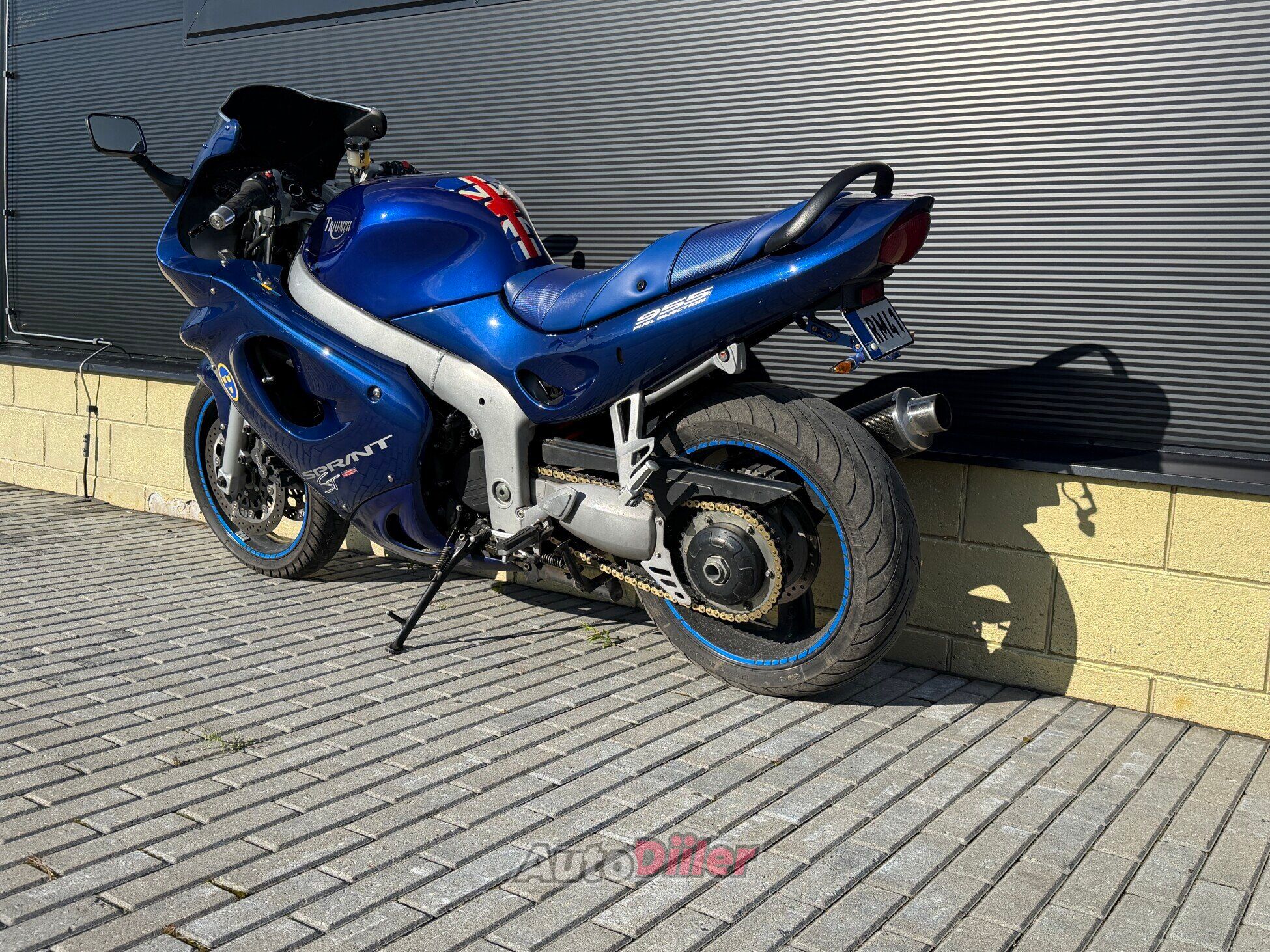 Triumph Sprint 1.0 72kW 2000, photo 3/10