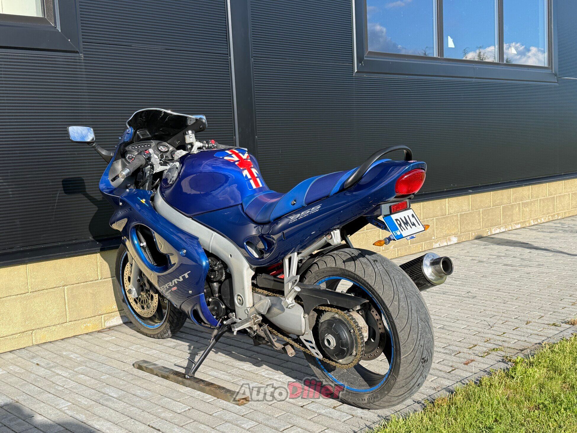 Triumph Sprint 1.0 72kW 2000, photo 4/10