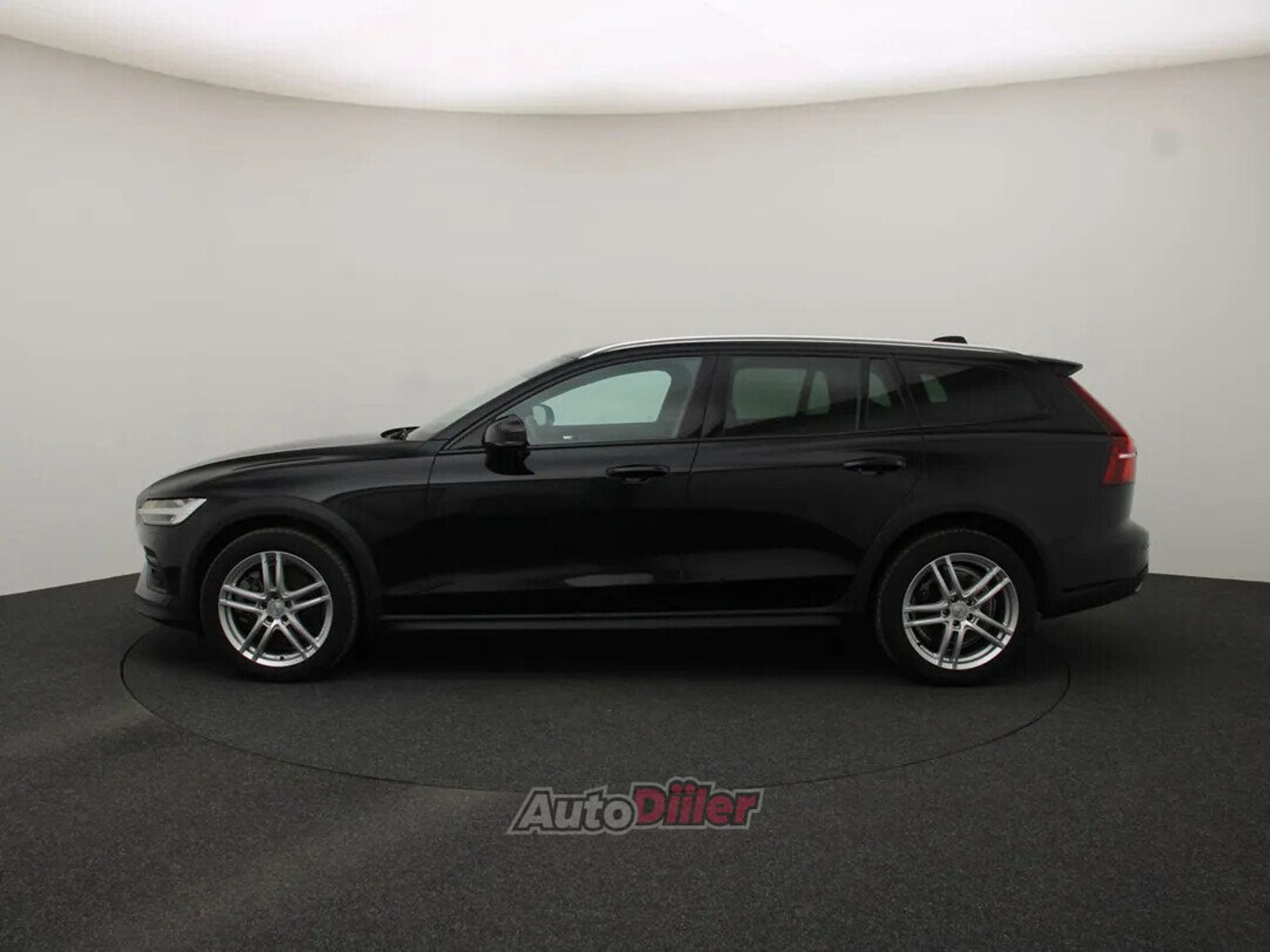 Volvo V60 Cross Country Pro 2022, photo 6/10