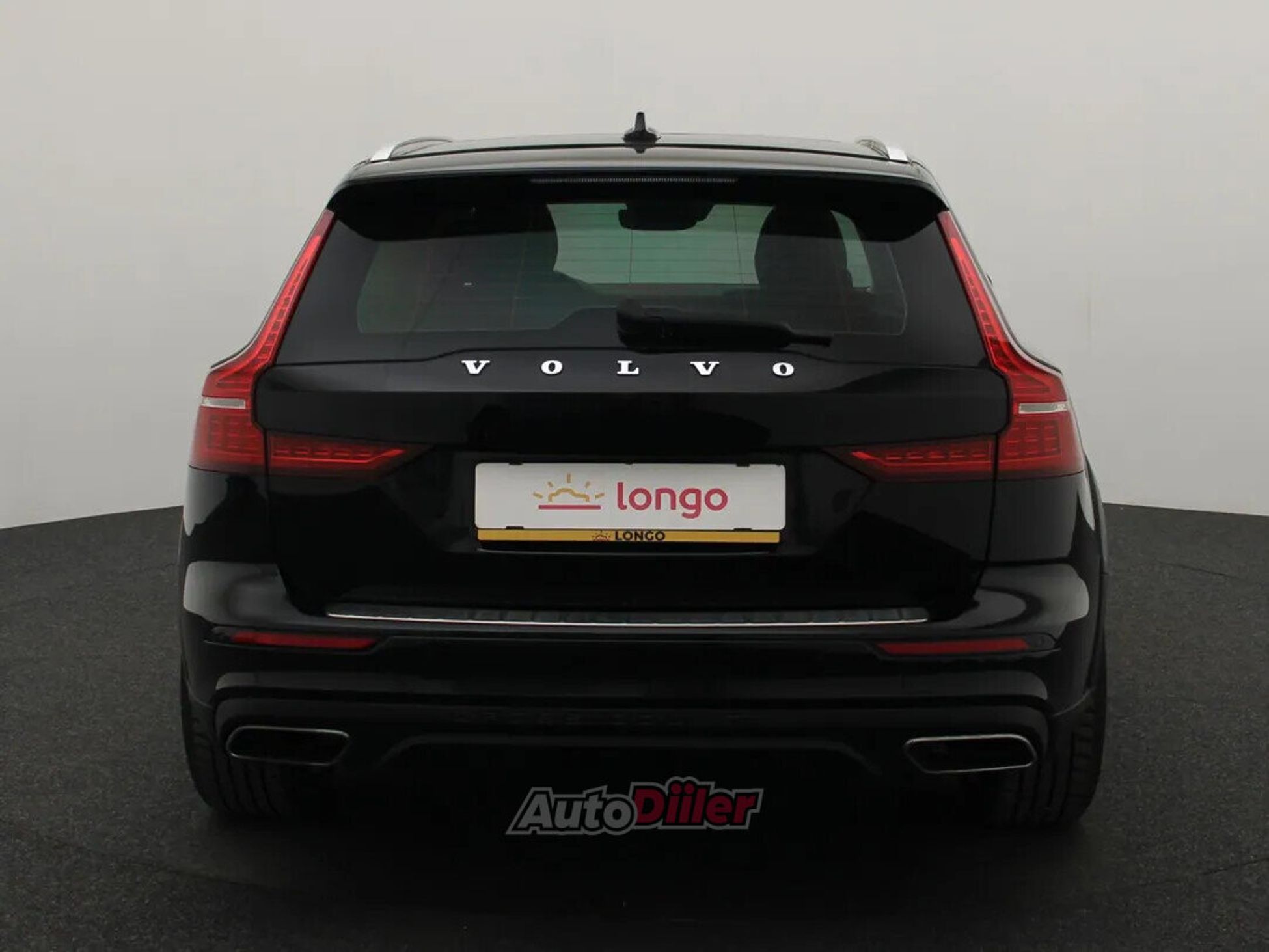 Volvo V60 Cross Country Pro 2022, photo 5/10