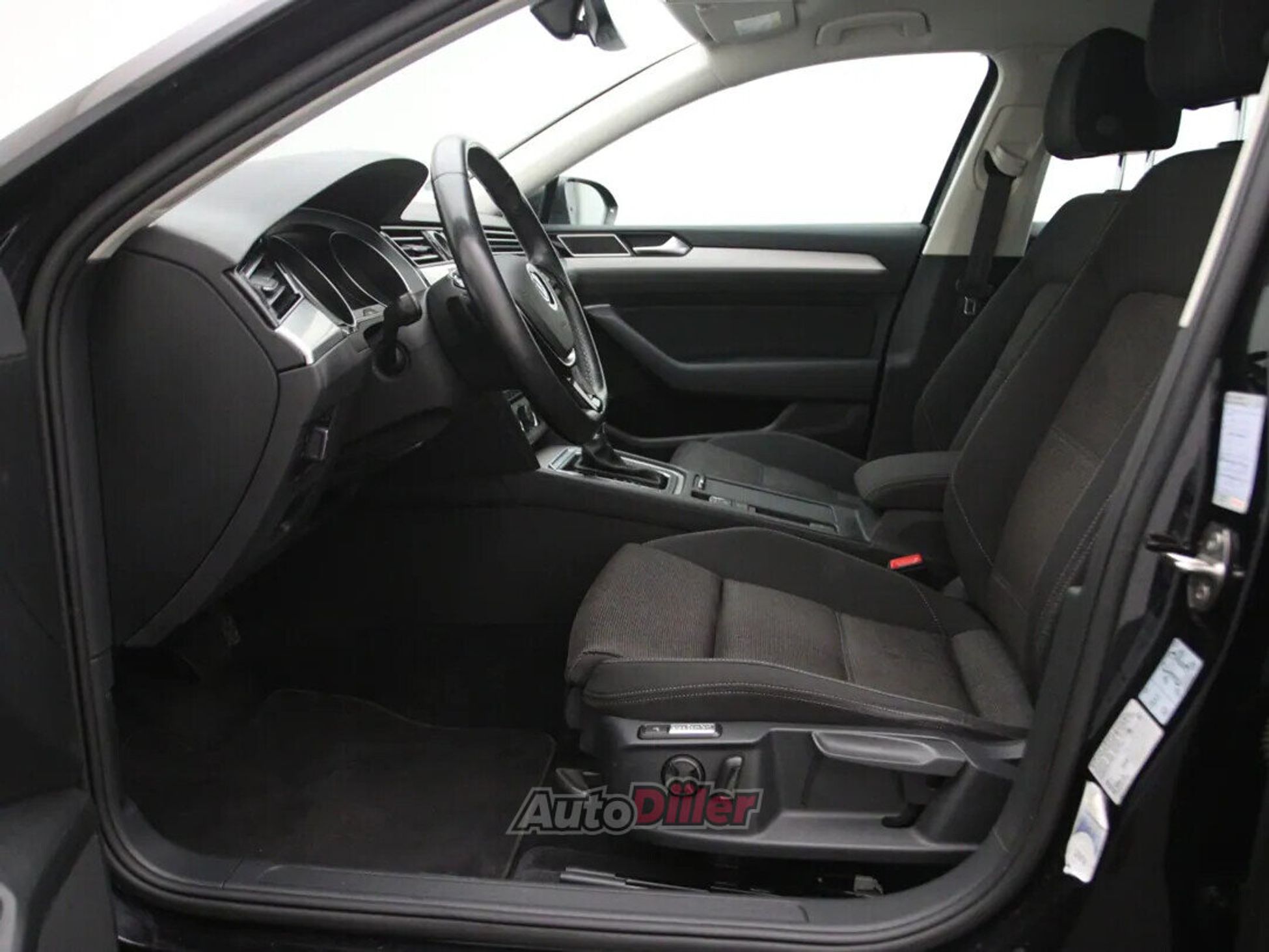 Volkswagen Passat Comfortline 2.0 110kW 2016, photo 4/10