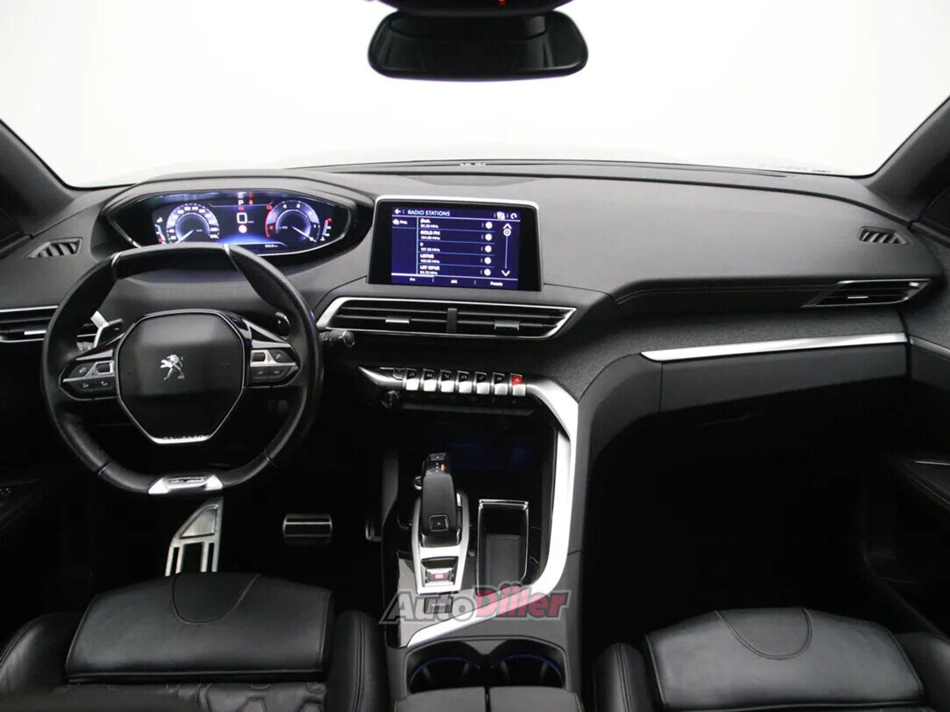 Peugeot 5008 1.6 85kW 2018, photo 2/10