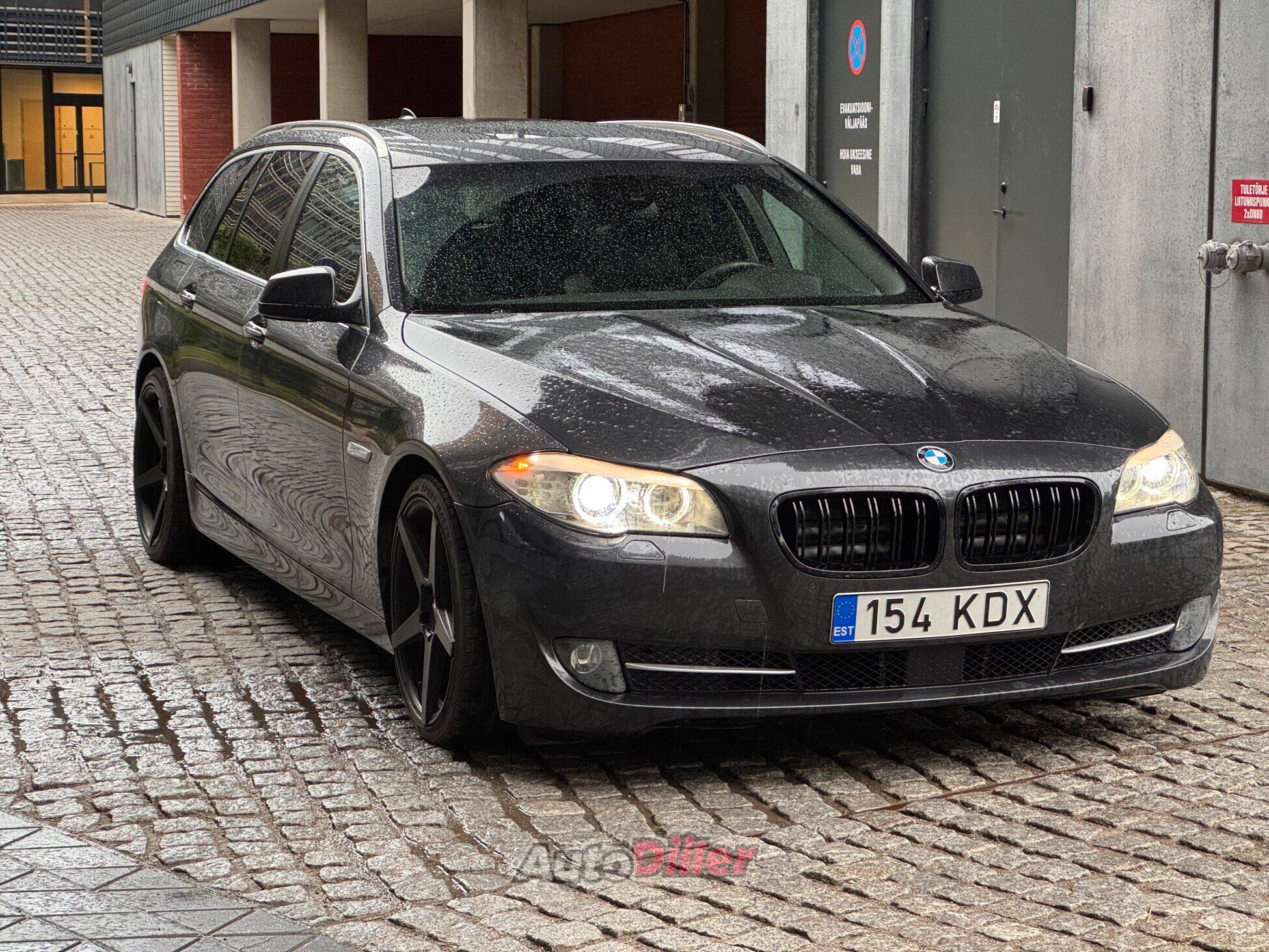 BMW 530 3.0 180kW 2010, photo 2/10