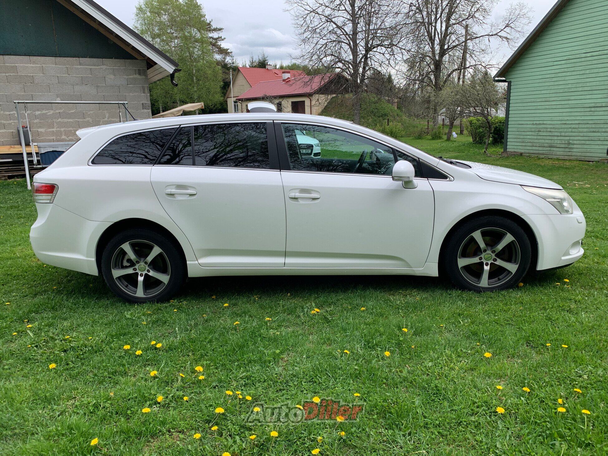 Toyota Avensis 1.8 108kW 2010, kuva 6/10